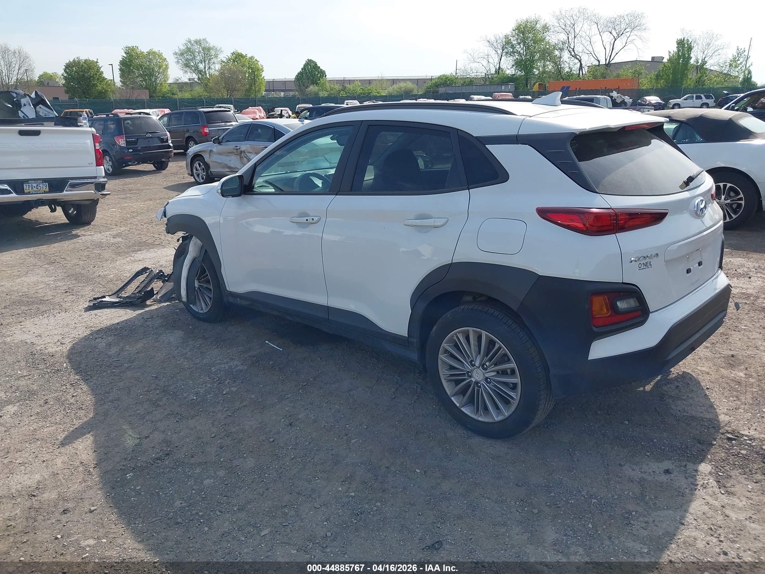 HYUNDAI KONA image 3