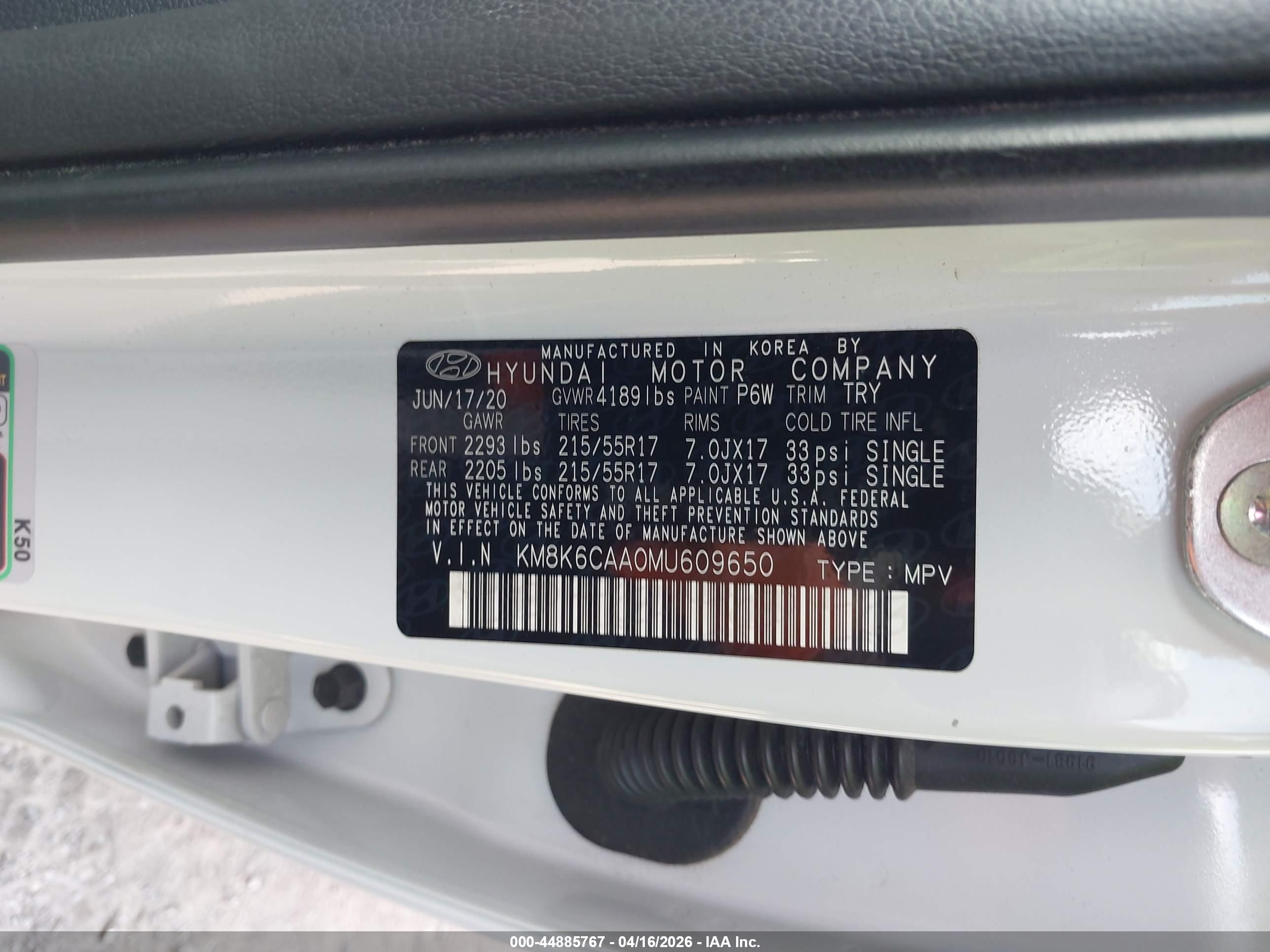 HYUNDAI KONA image 9