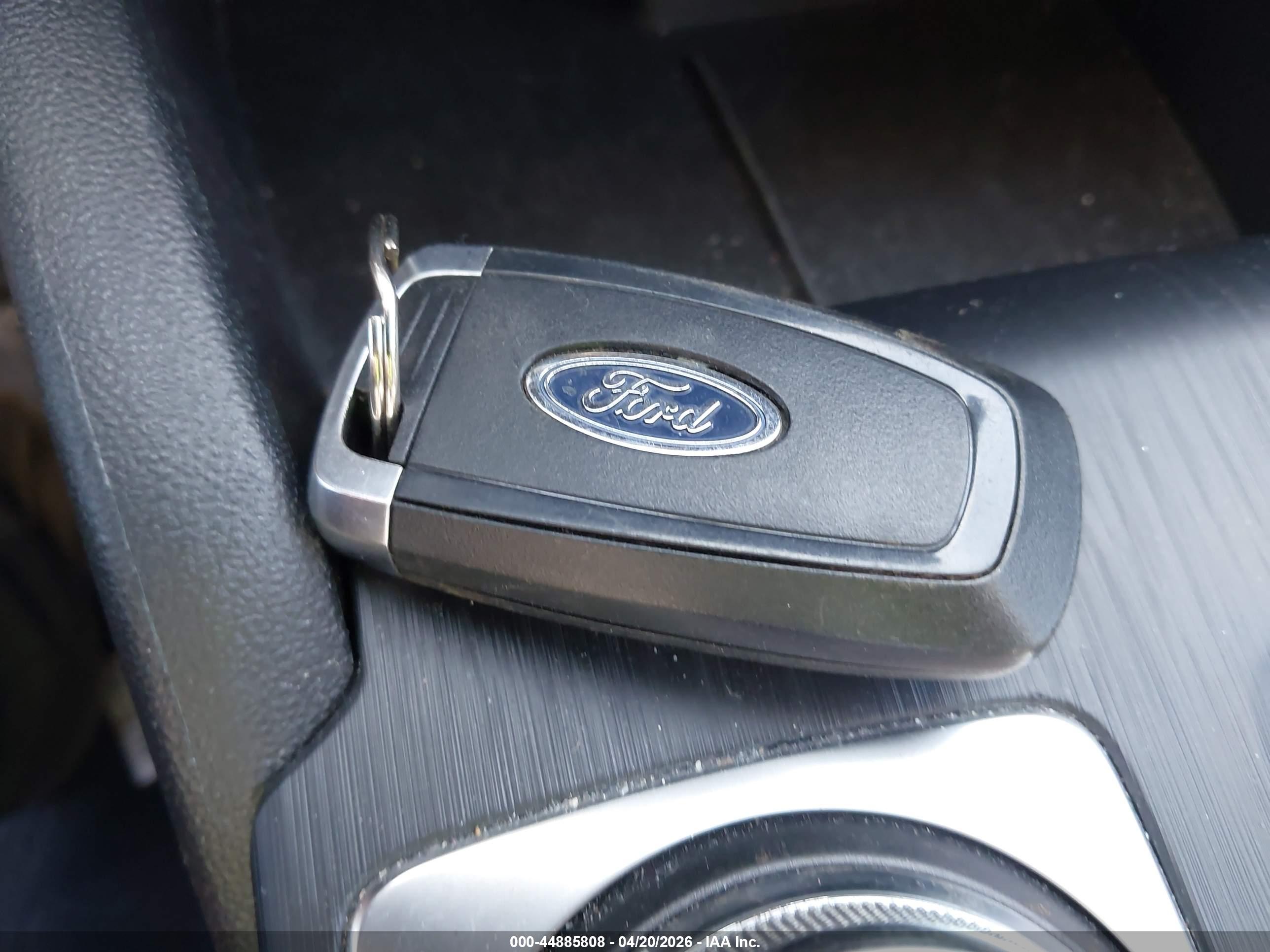 FORD ESCAPE image 11