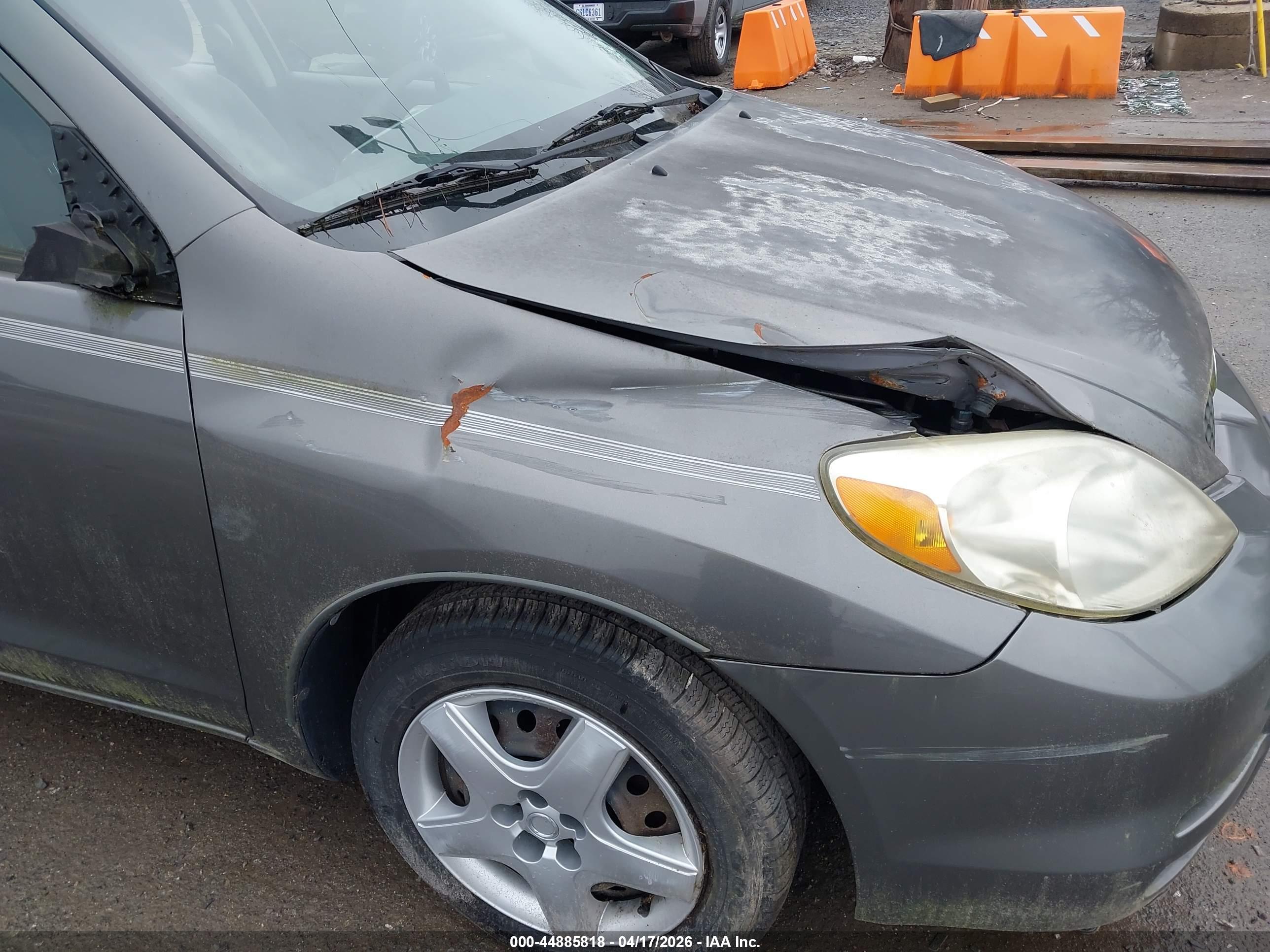 TOYOTA MATRIX image 6