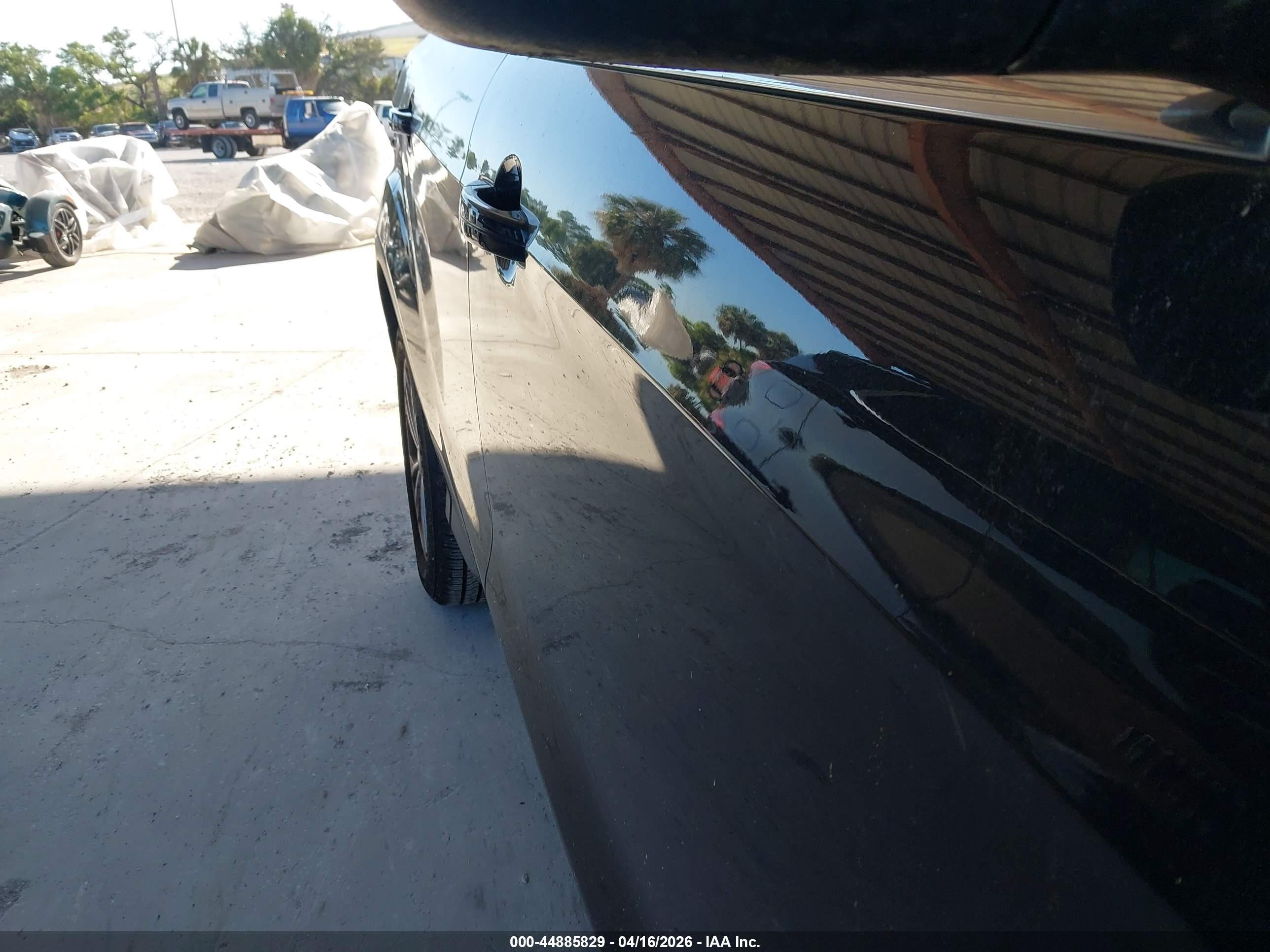 FORD ESCAPE image 6