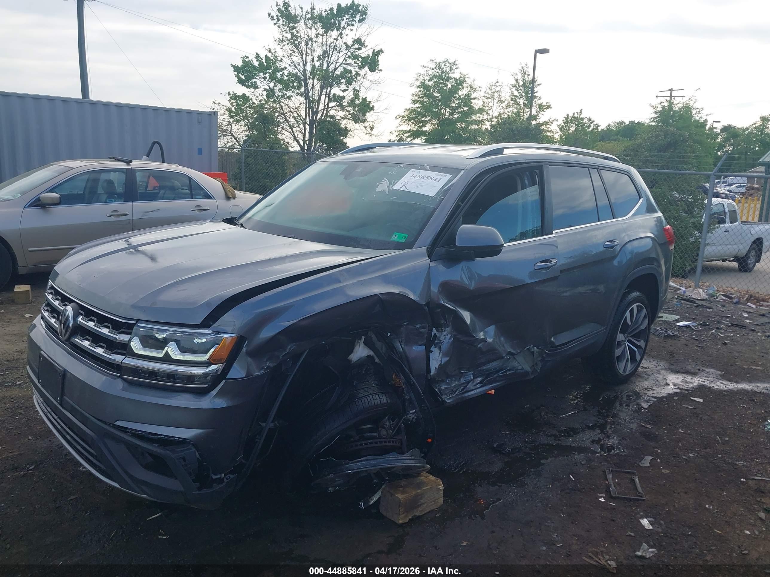 VOLKSWAGEN ATLAS image 2