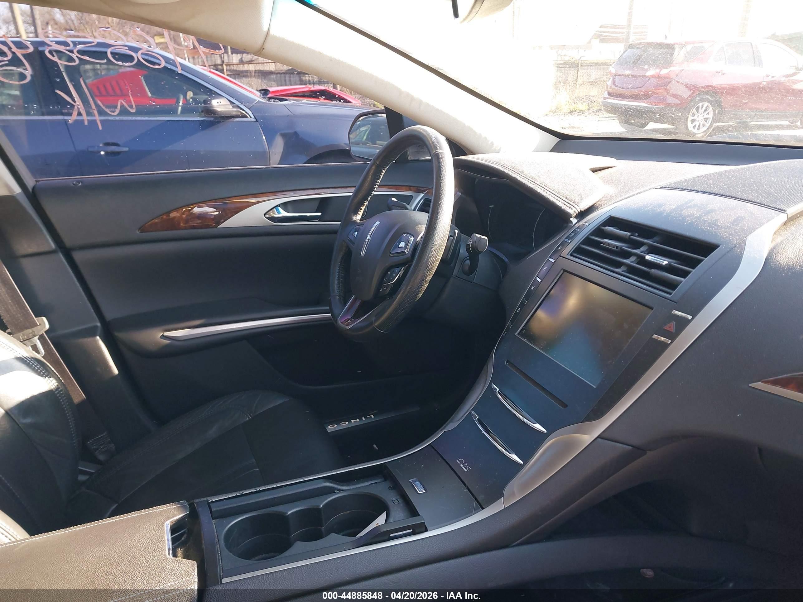 LINCOLN MKZ image 5