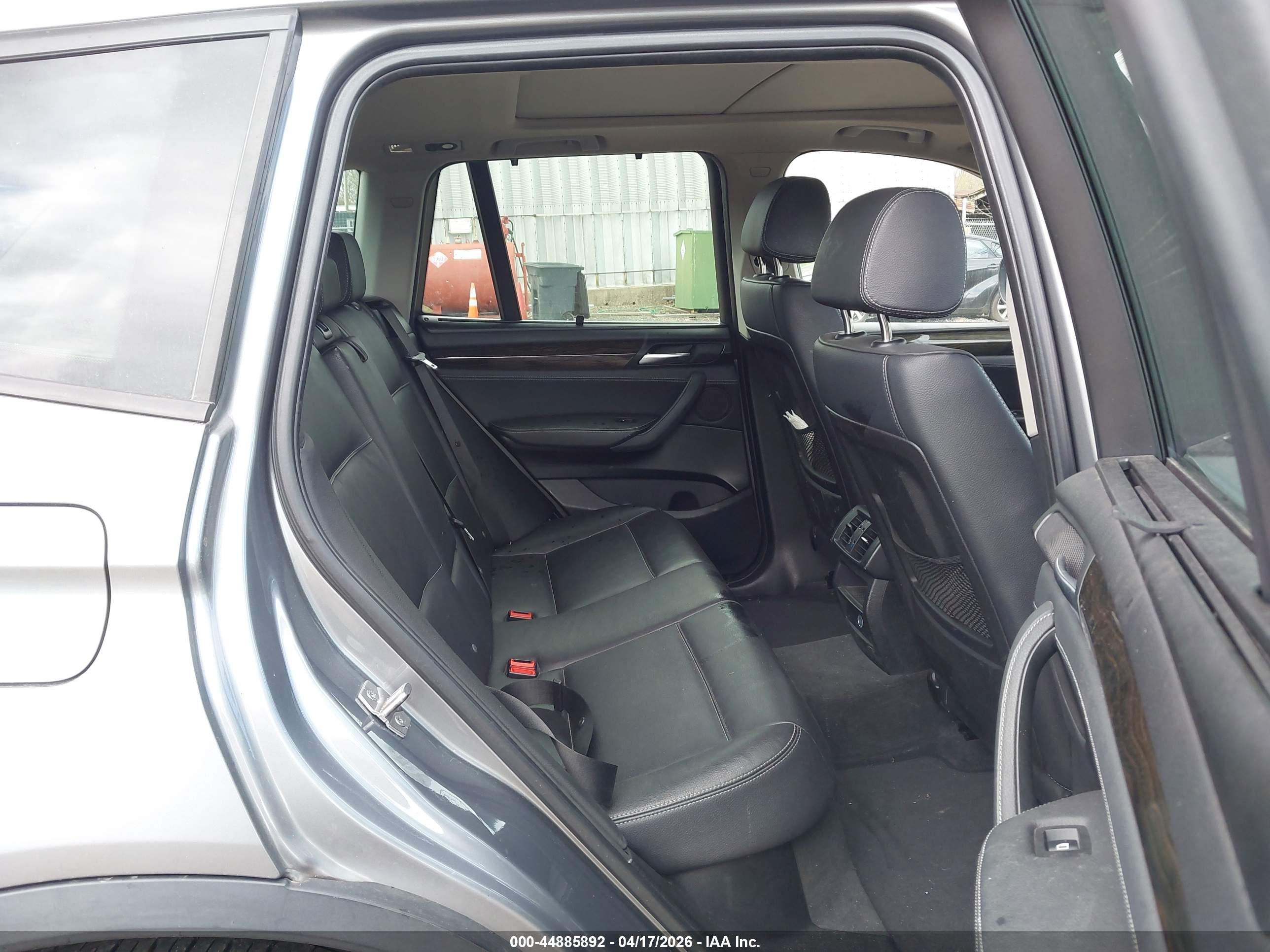 BMW X3 image 8