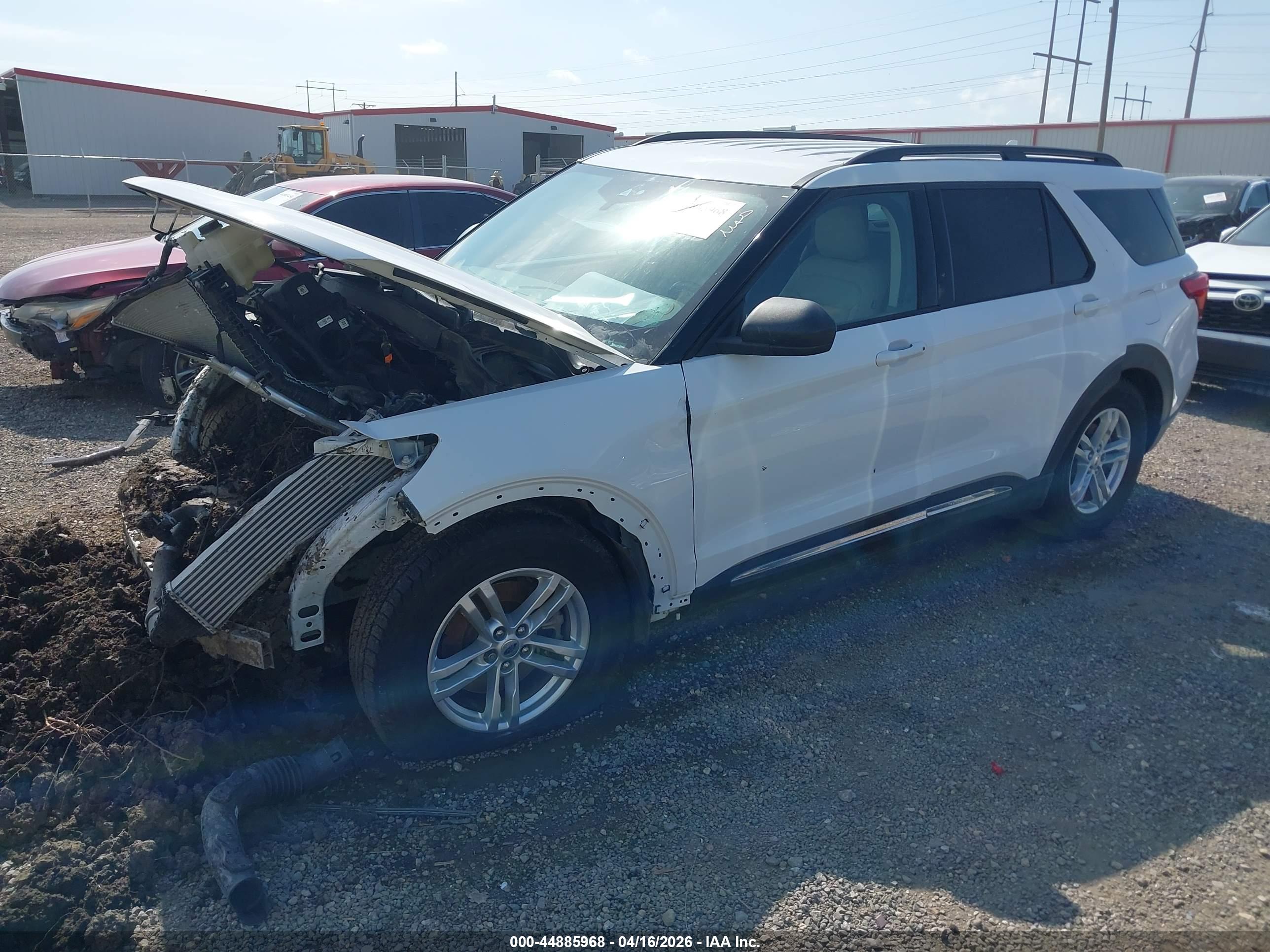 FORD EXPLORER image 2