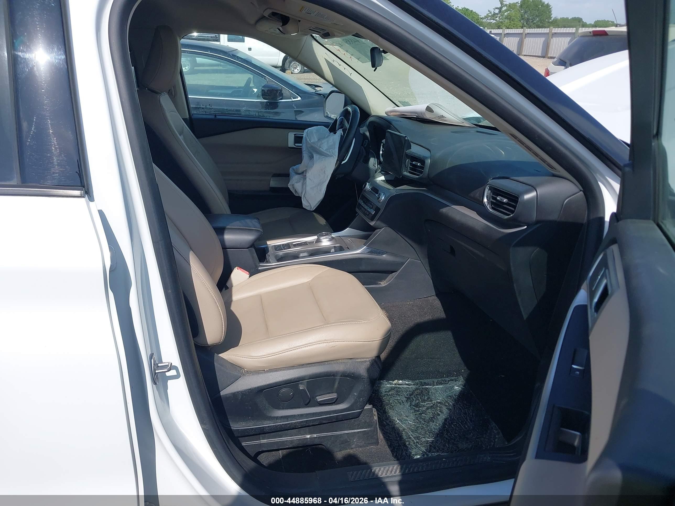 FORD EXPLORER image 5