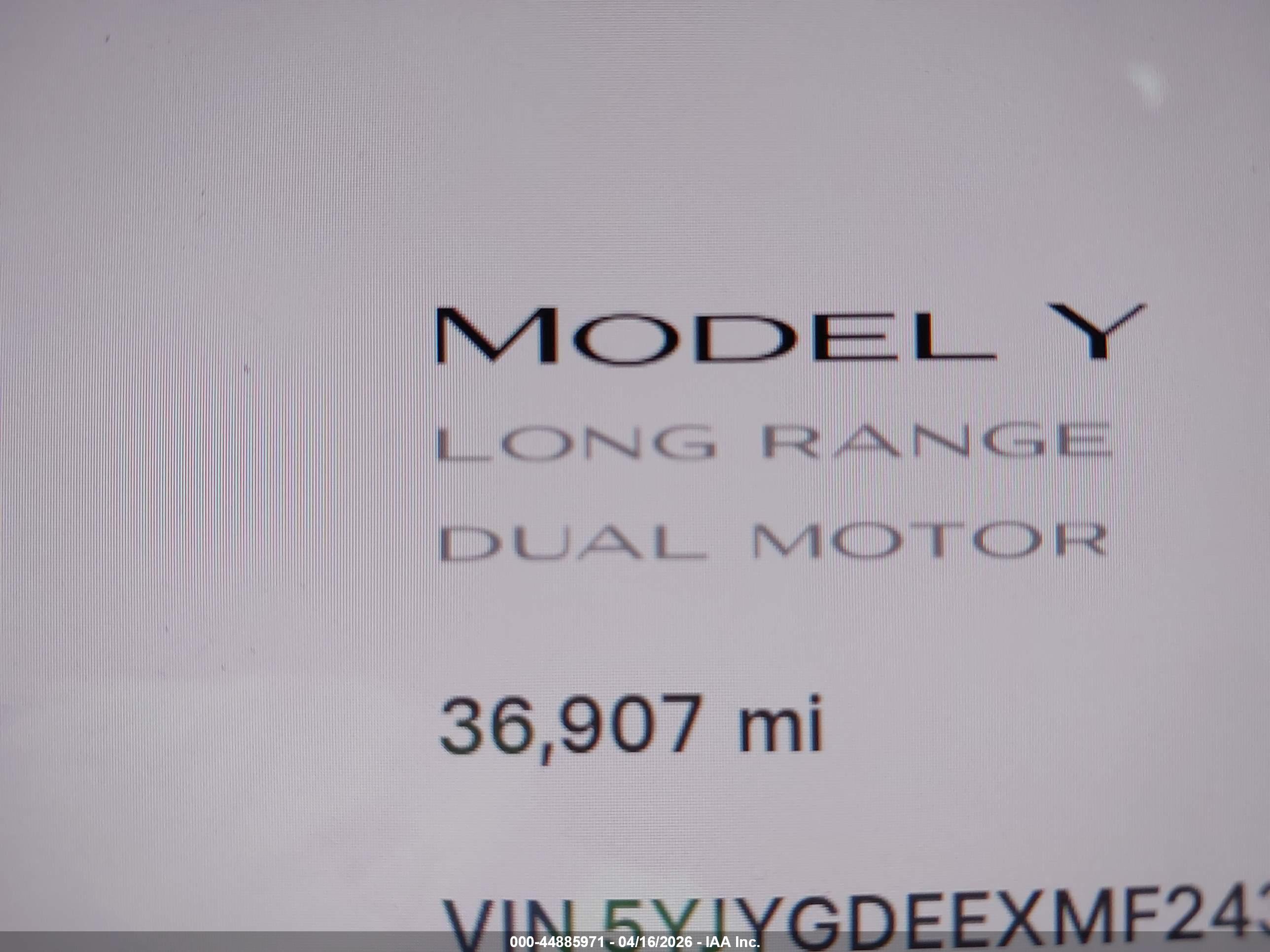 TESLA MODEL image 7