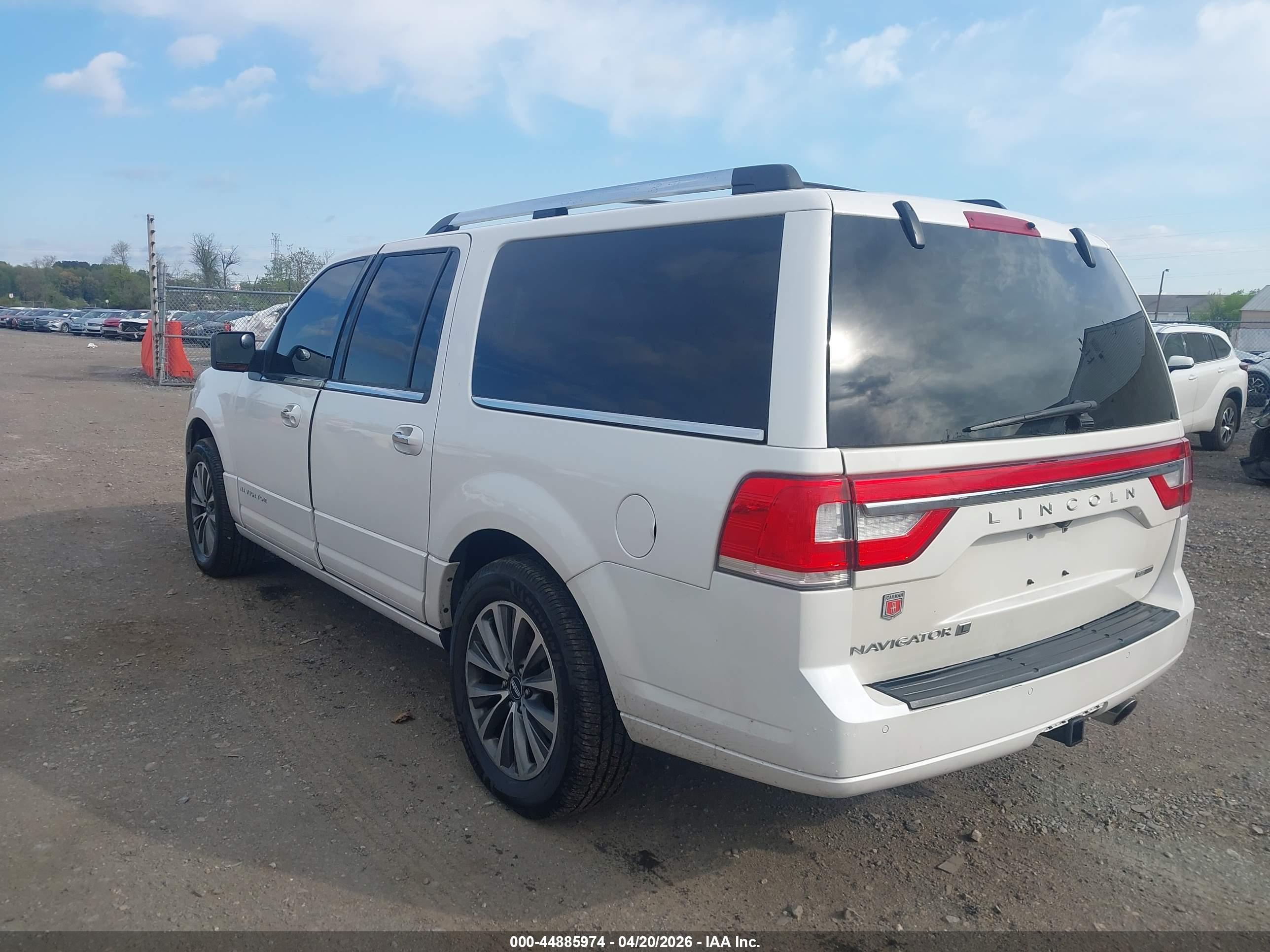 LINCOLN NAVIGATOR image 3