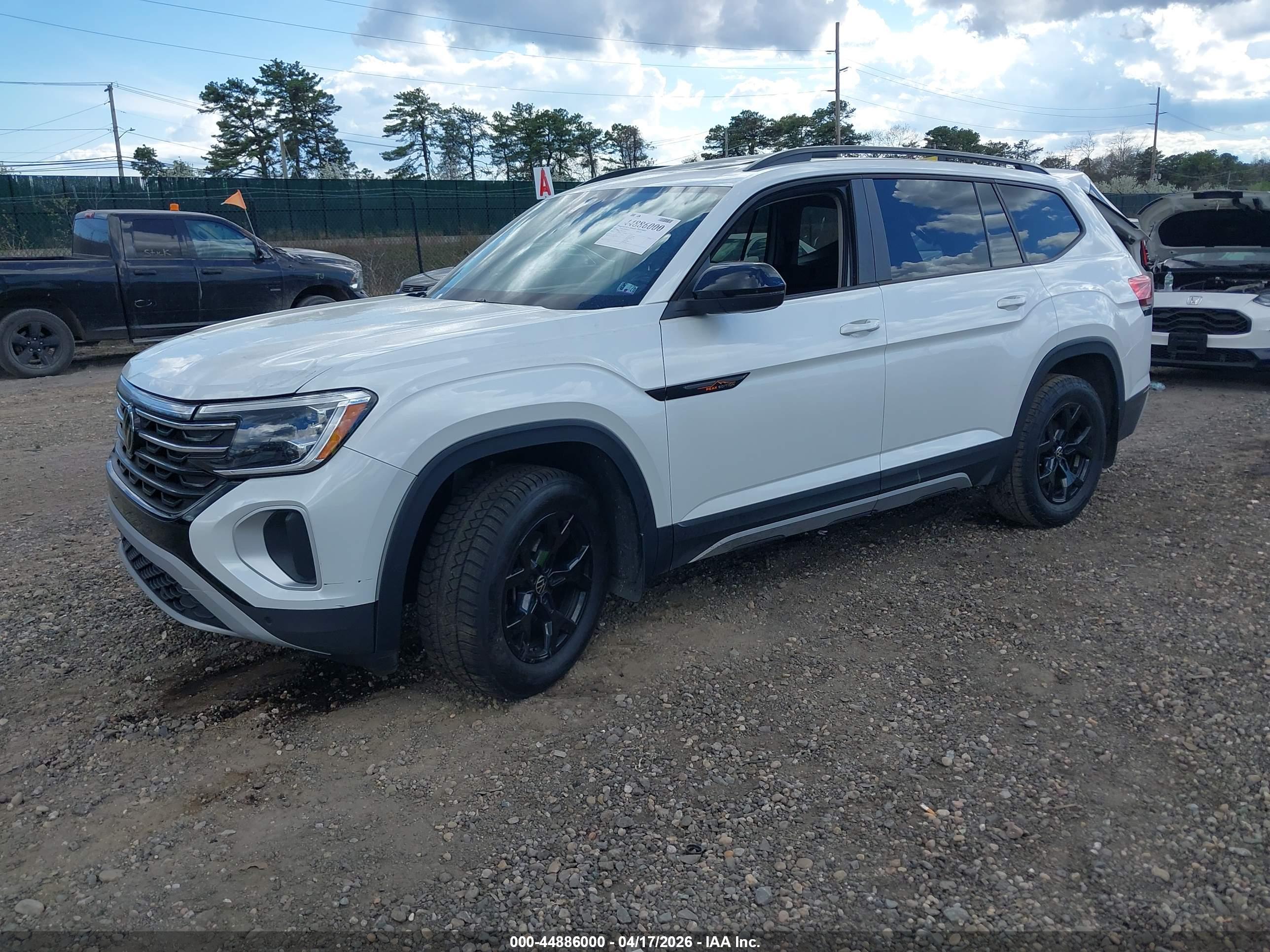 VOLKSWAGEN ATLAS image 2