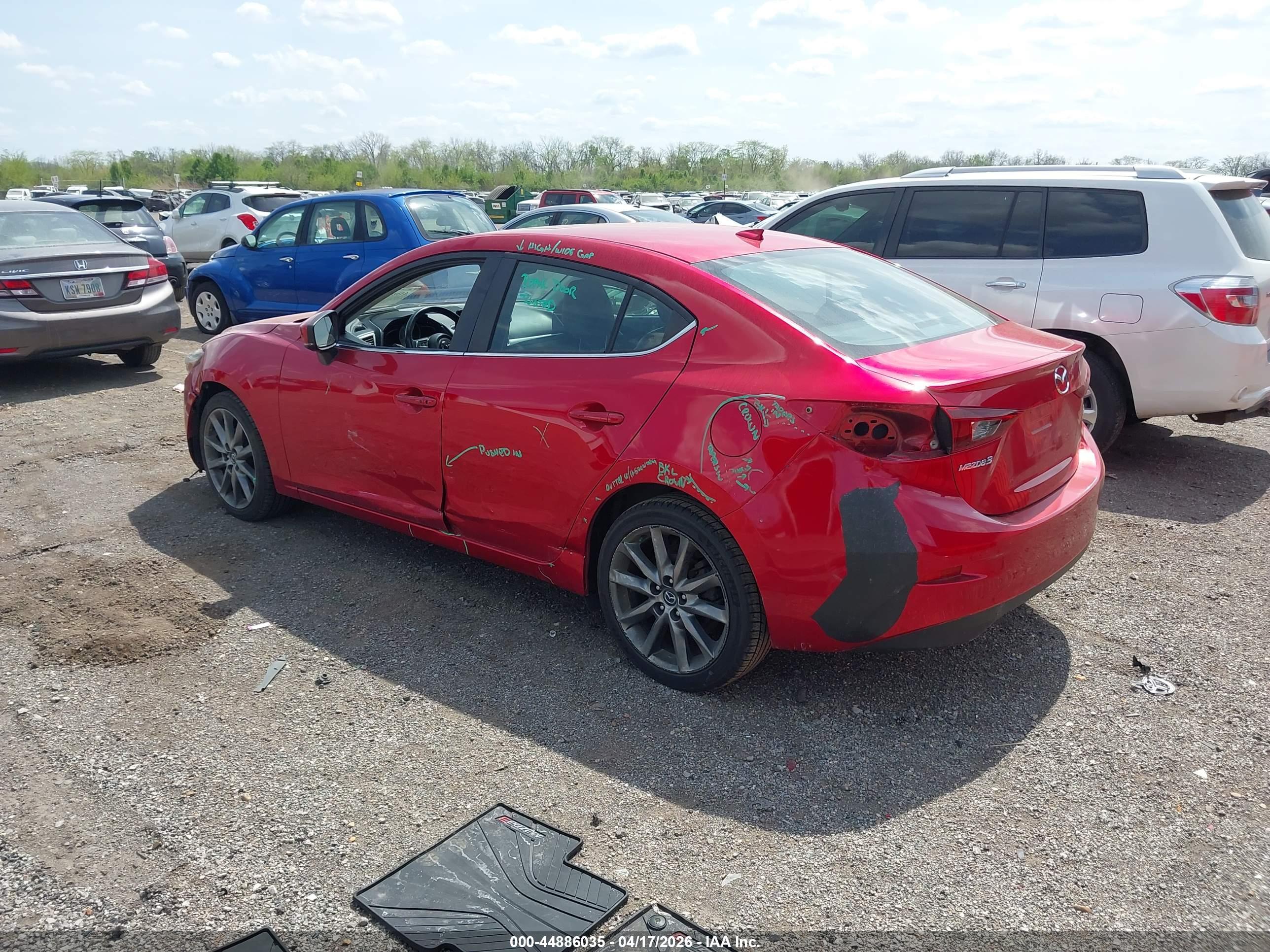 MAZDA MAZDA3 image 3