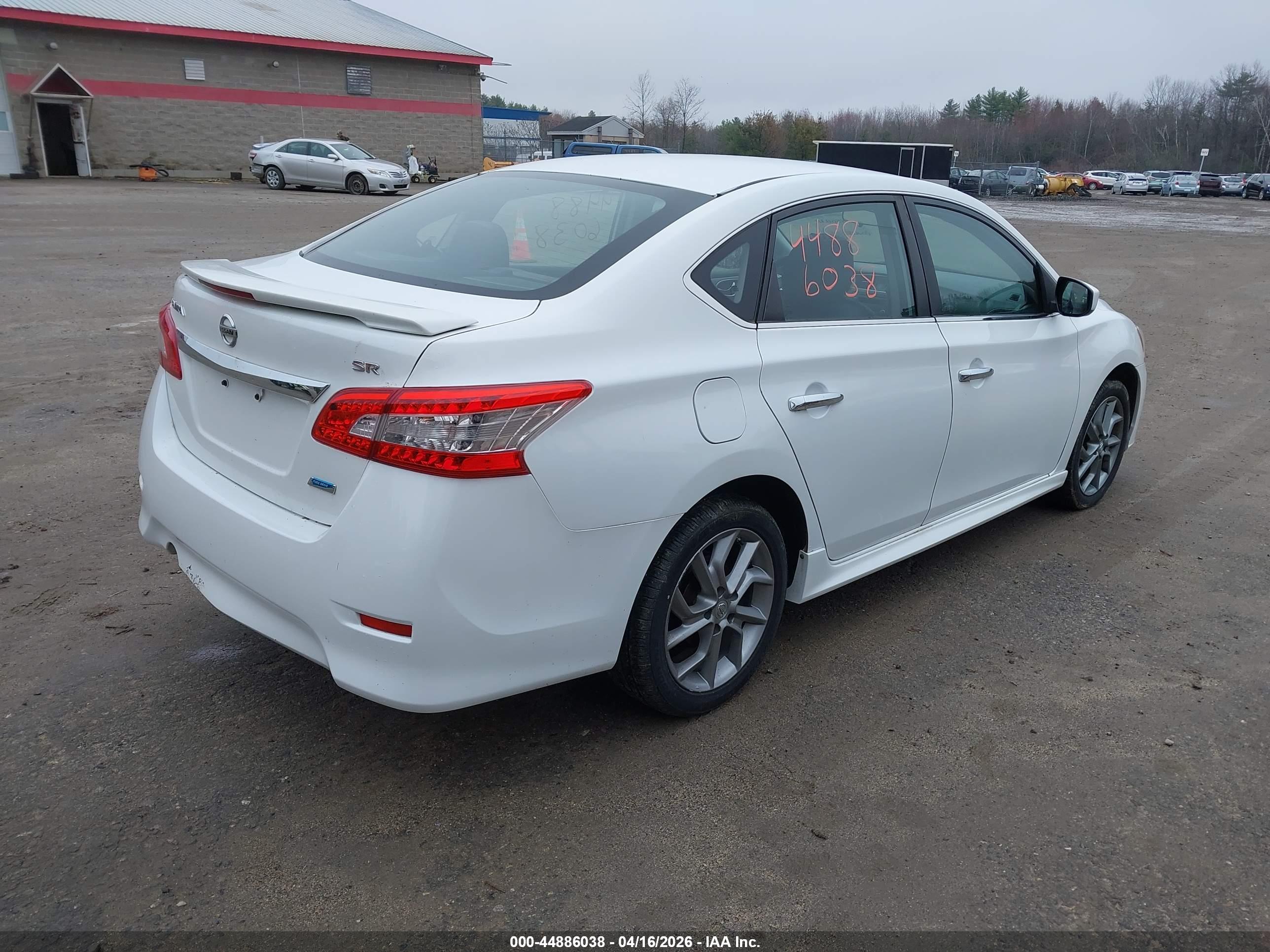 NISSAN SENTRA image 4