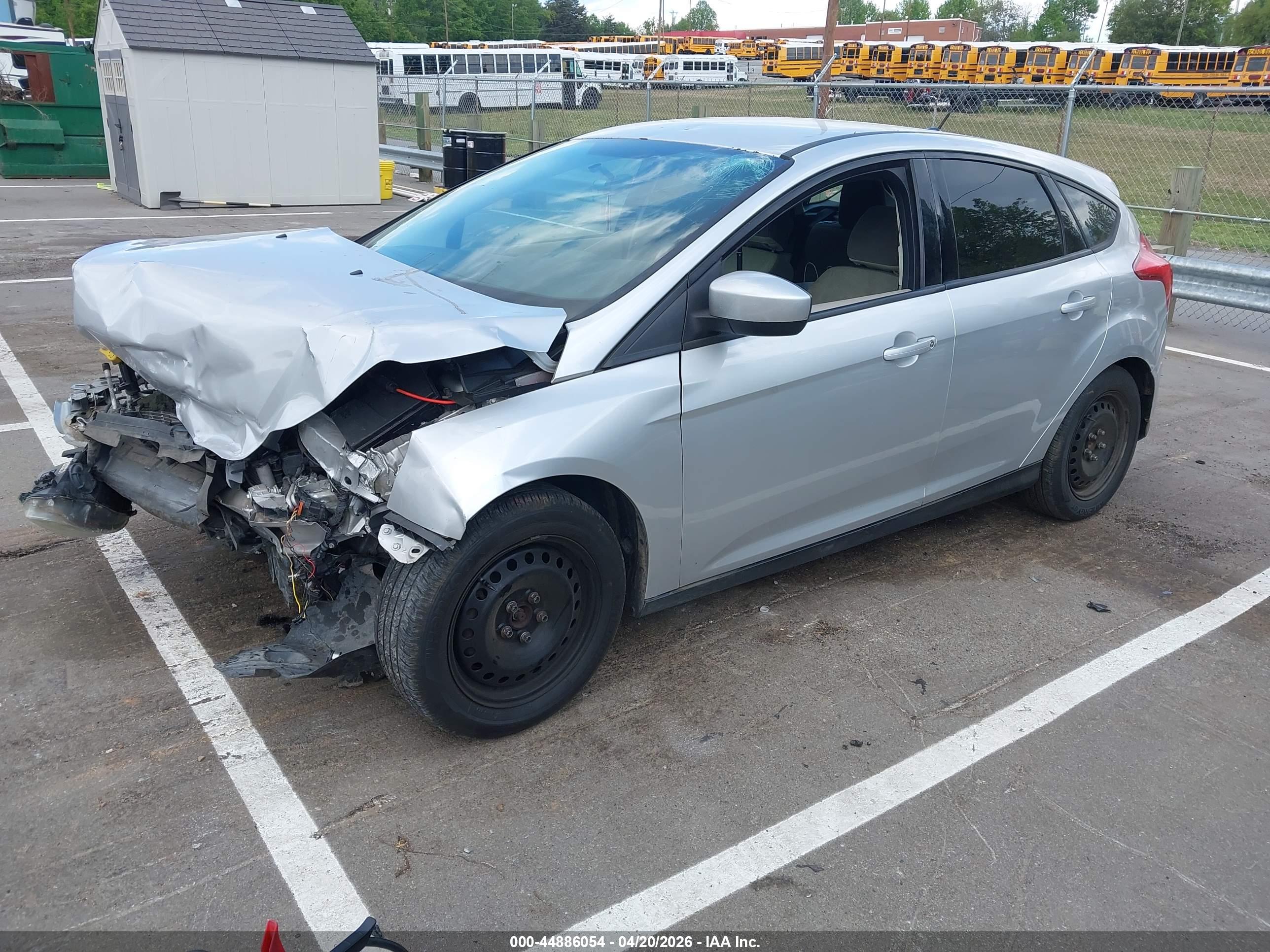 FORD FOCUS image 2