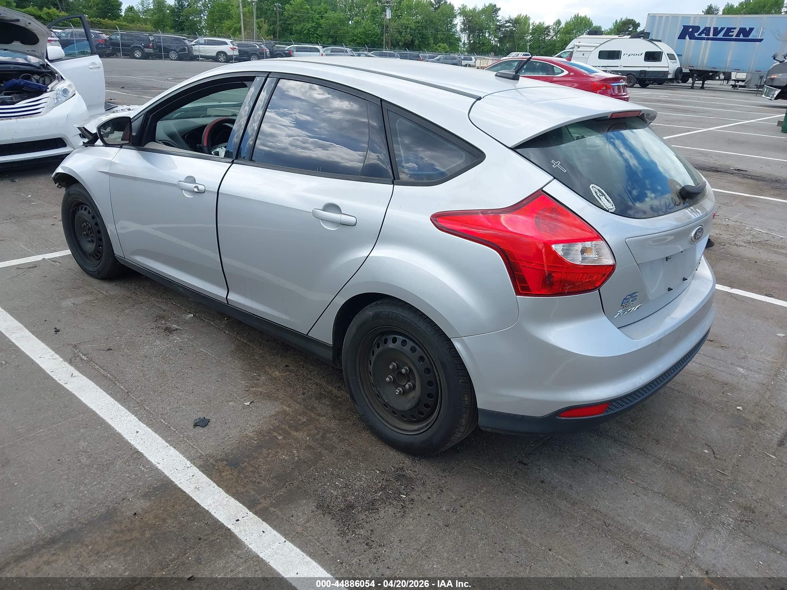FORD FOCUS image 3