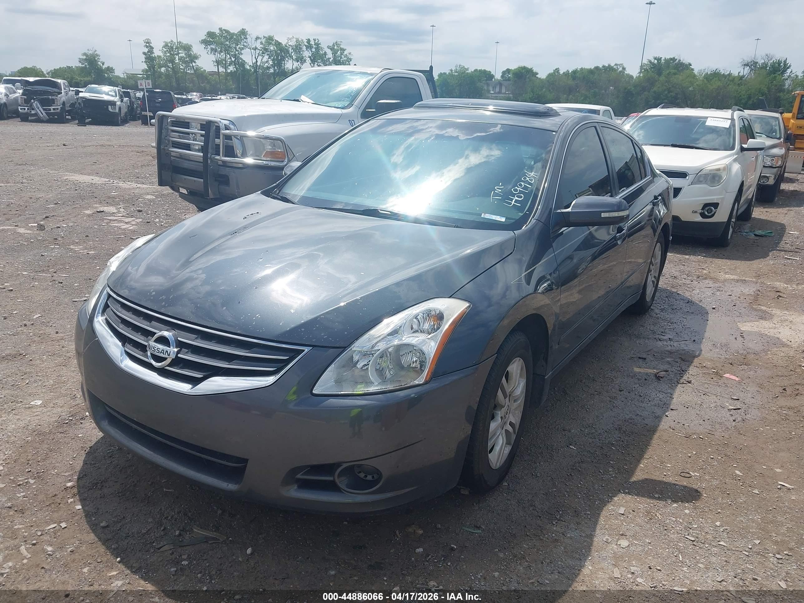 NISSAN ALTIMA image 6