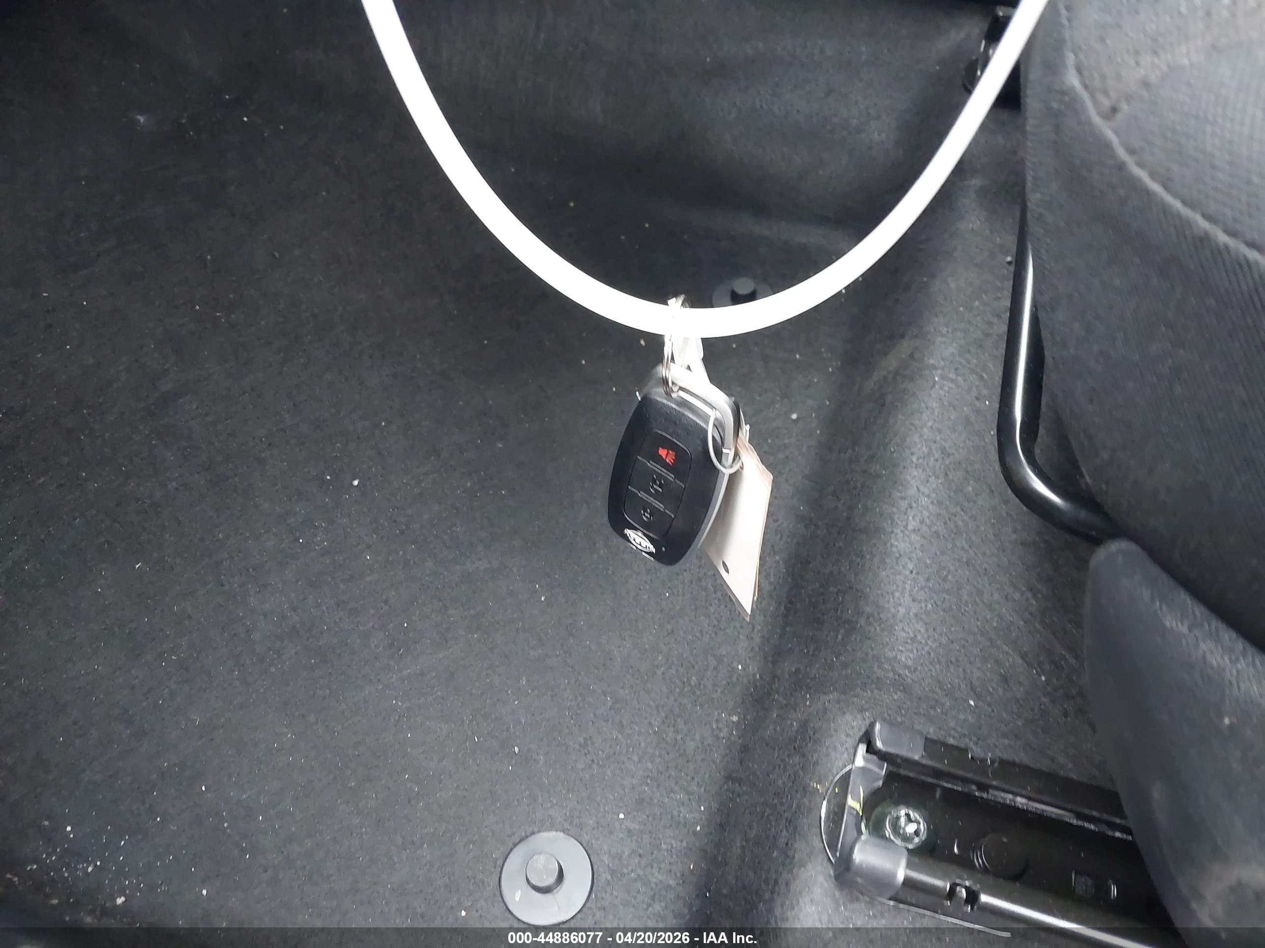 NISSAN KICKS image 11