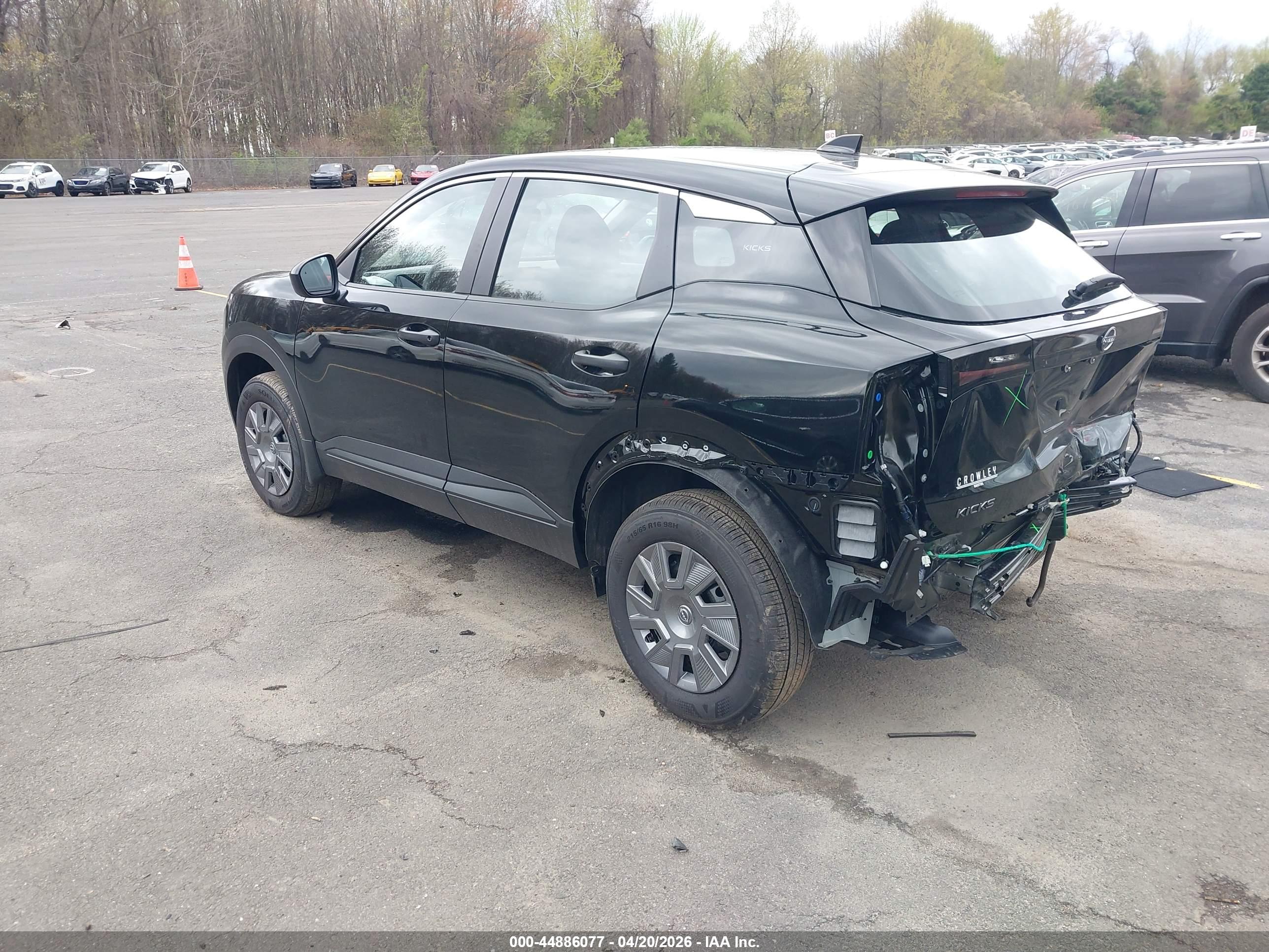 NISSAN KICKS image 3
