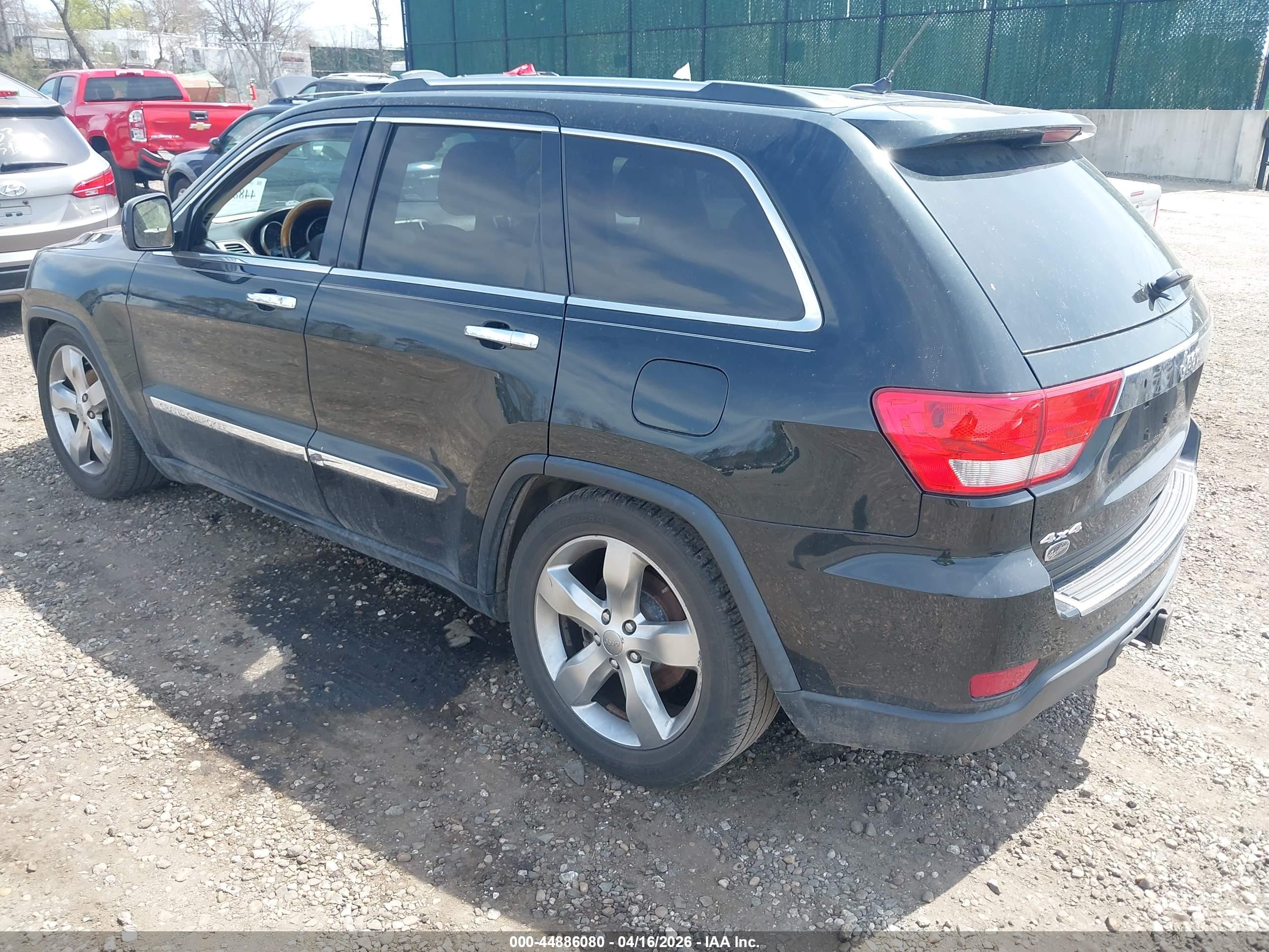 JEEP GRAND image 3