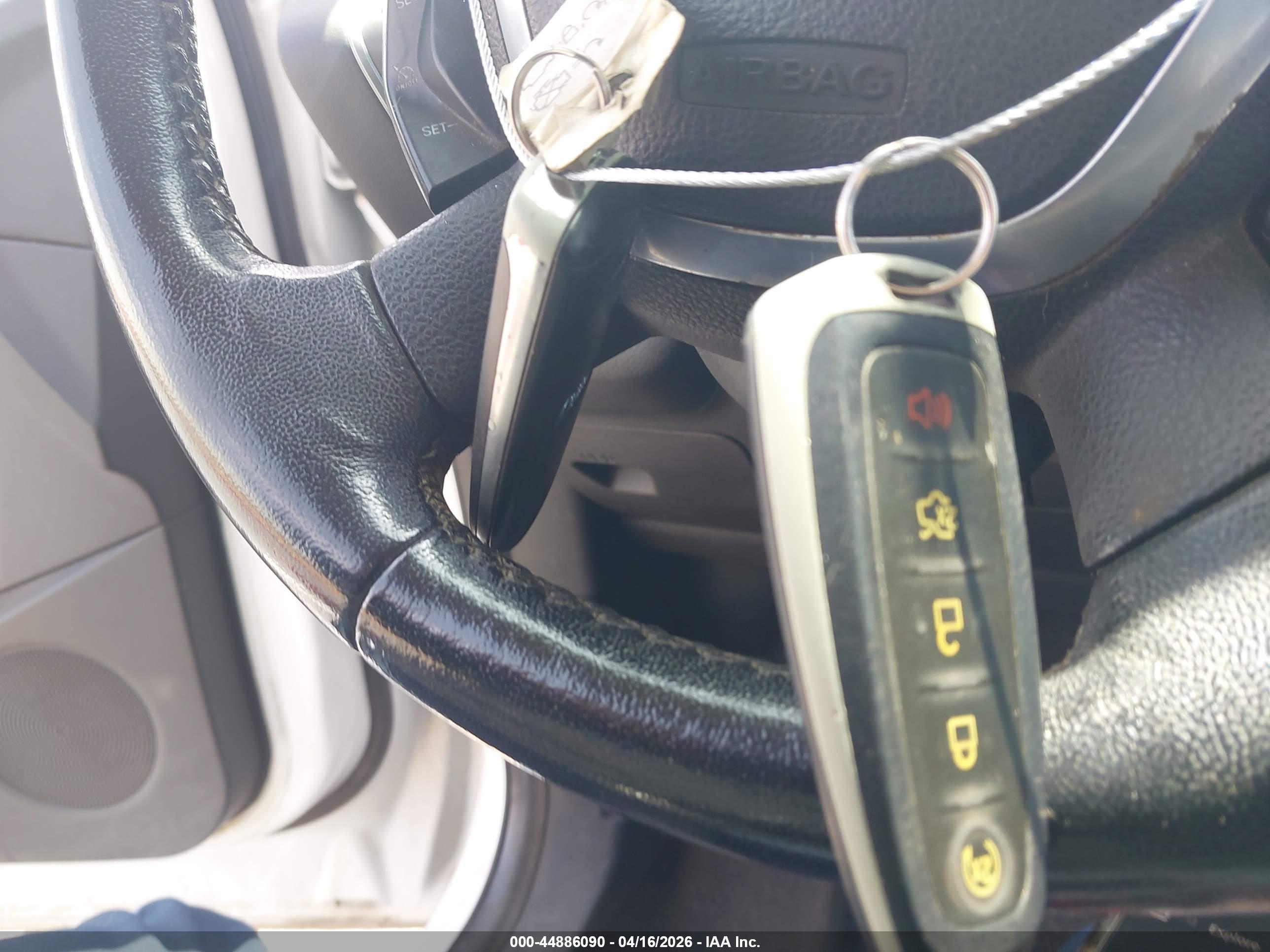 FORD ESCAPE image 11