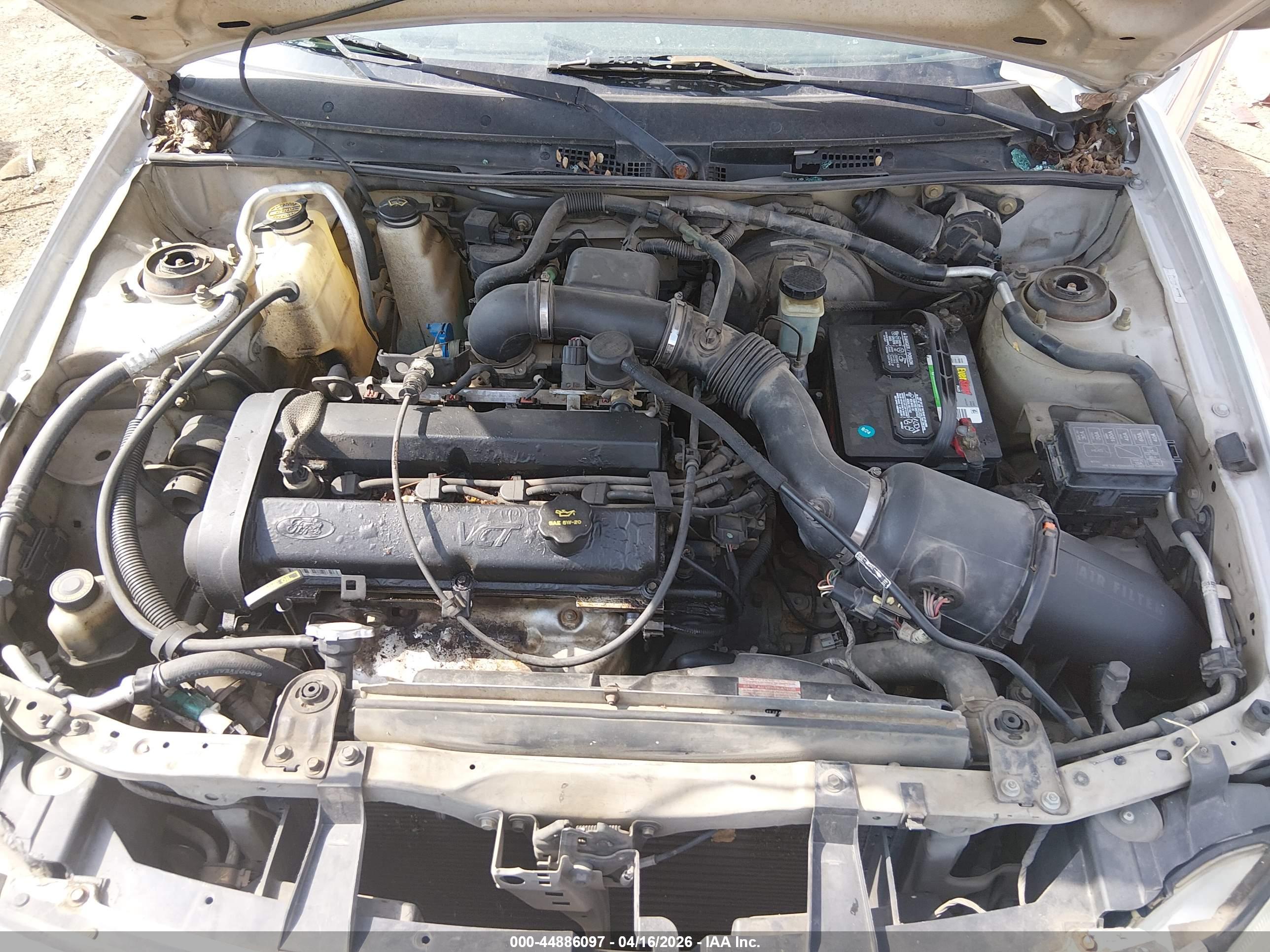 FORD ZX2 image 10