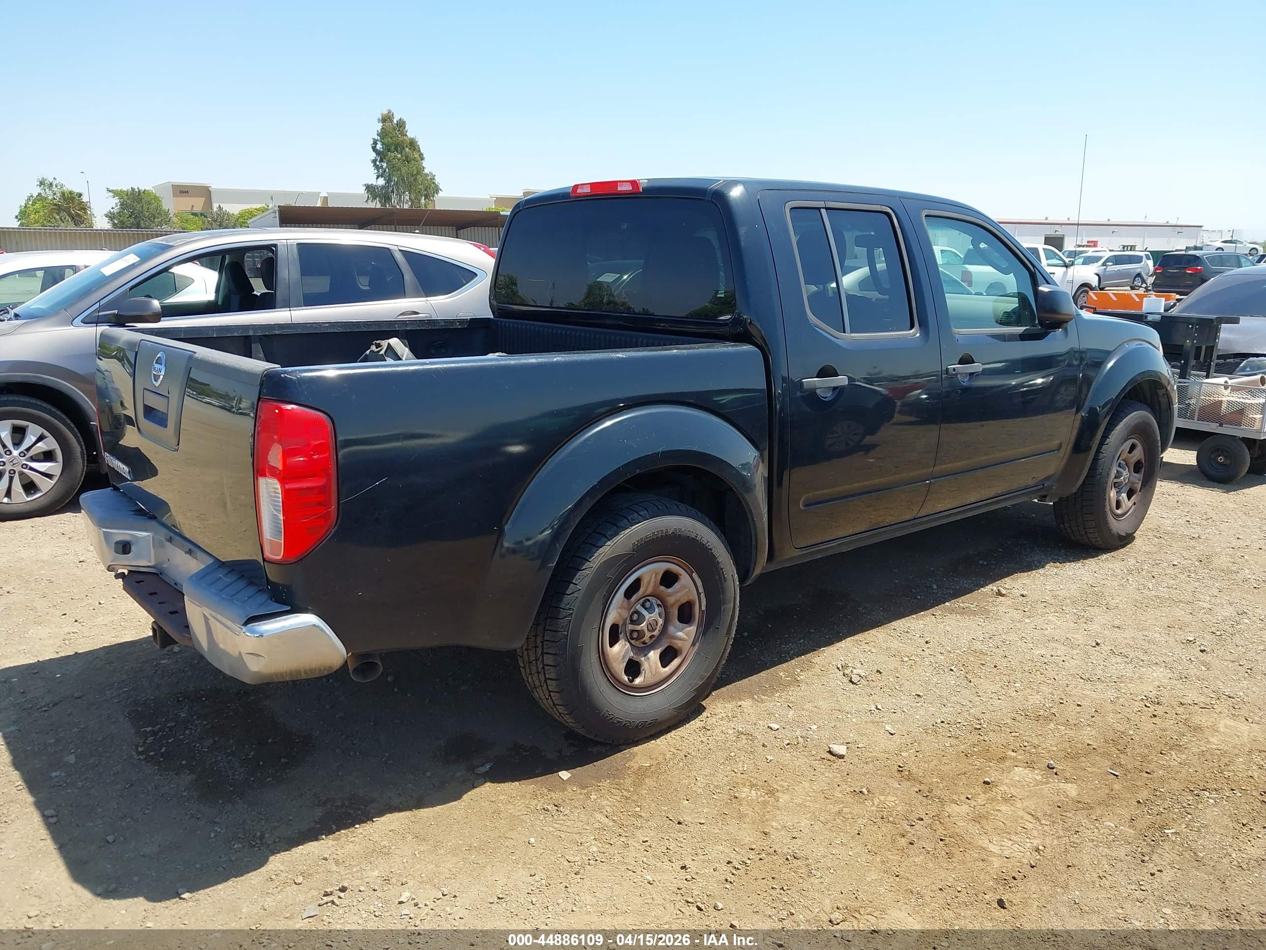 NISSAN FRONTIER image 4