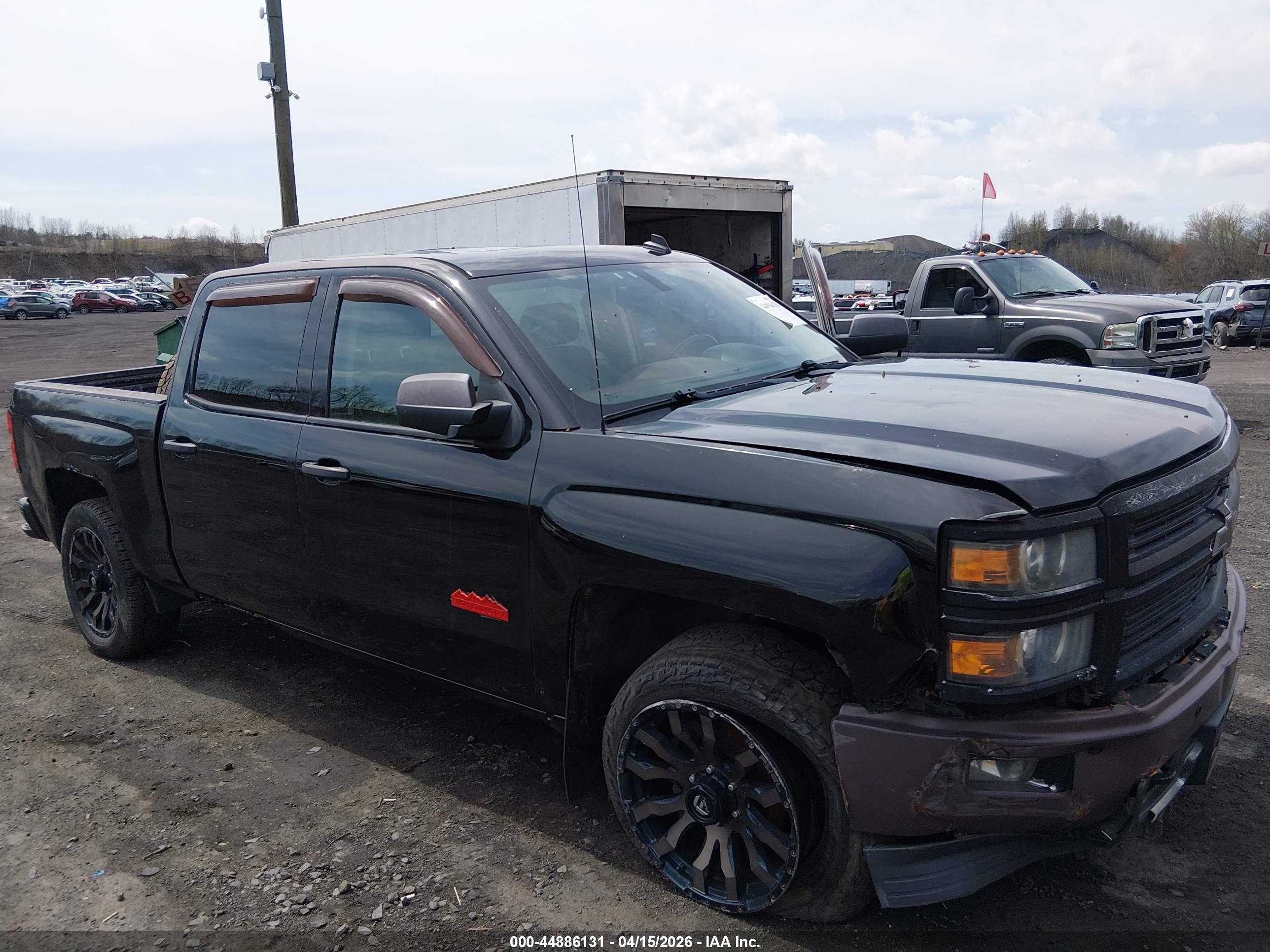 CHEVROLET SILVERADO image 6