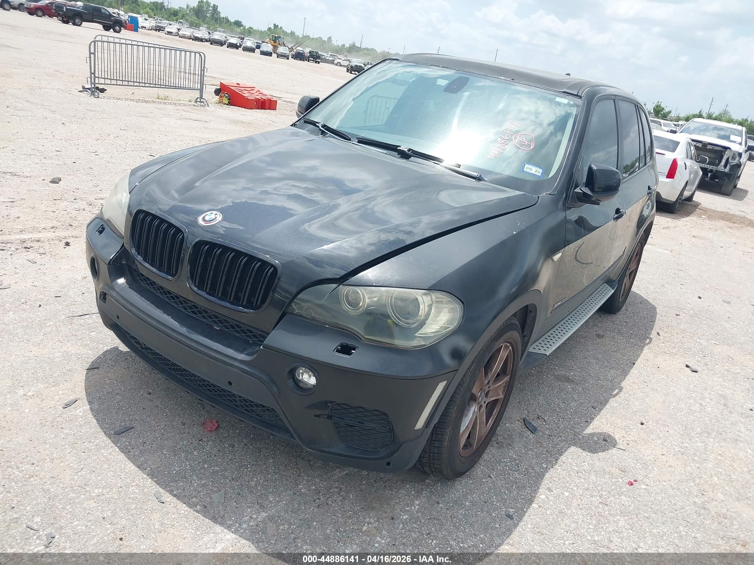 BMW X5 image 2