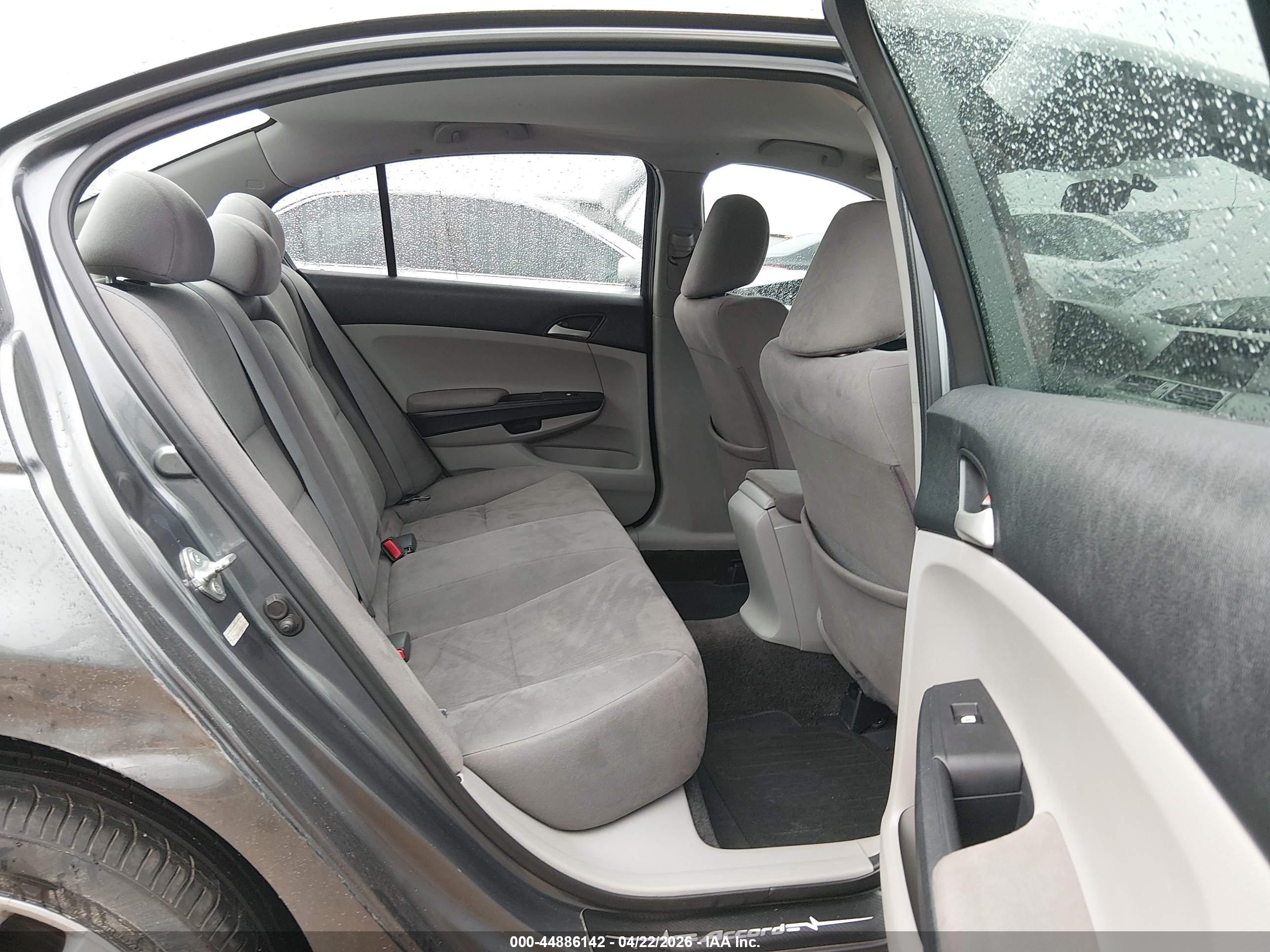 HONDA ACCORD image 8