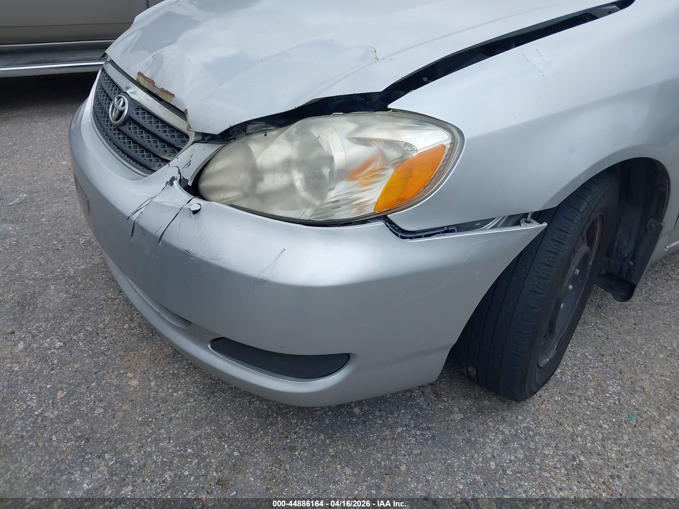 TOYOTA COROLLA image 6