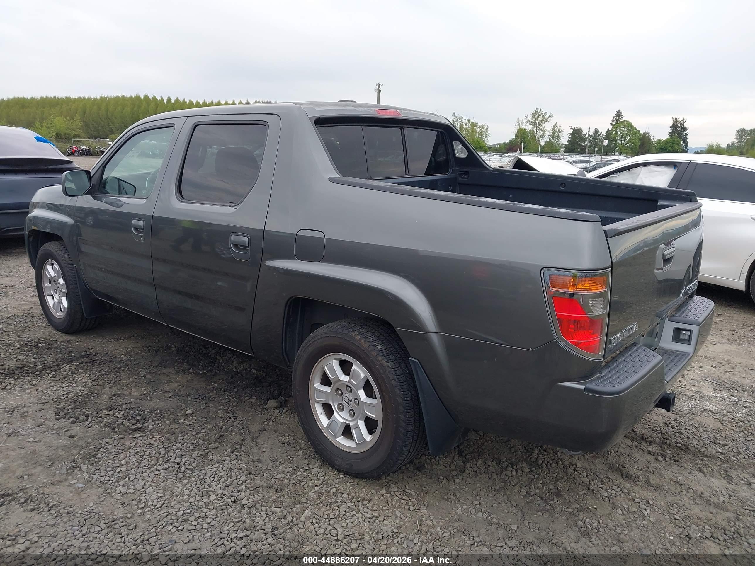 HONDA RIDGELINE image 3