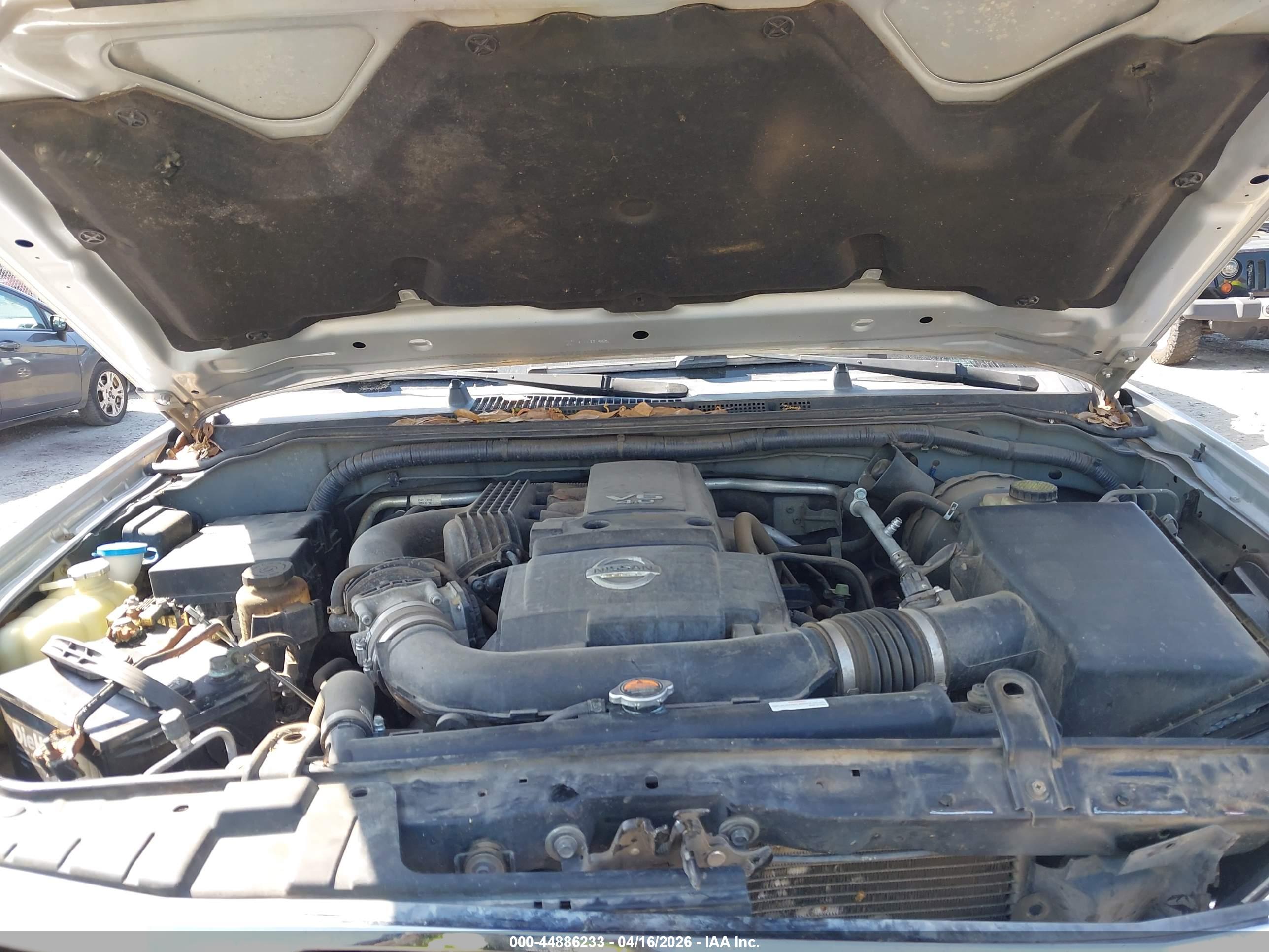 NISSAN FRONTIER image 10