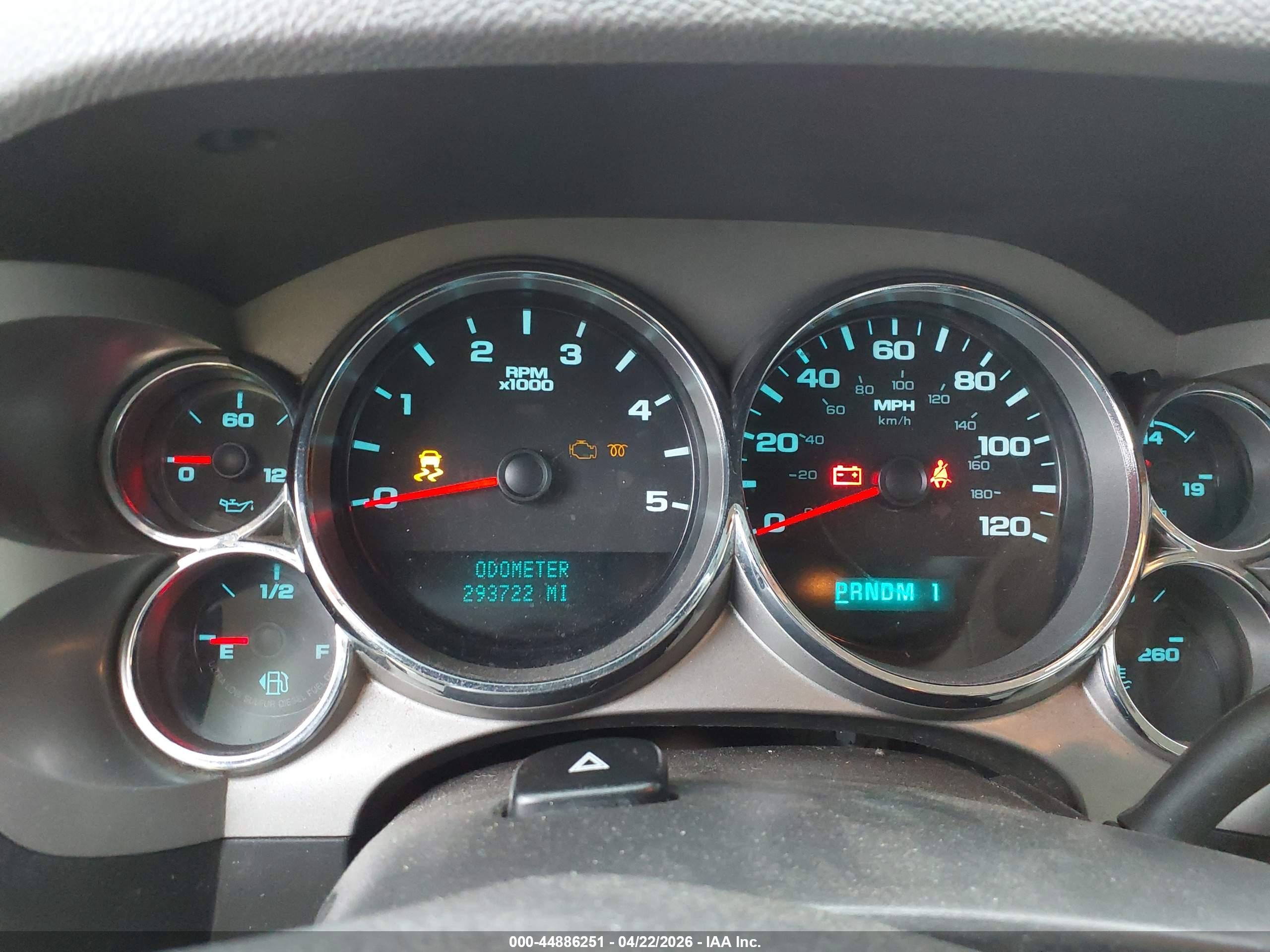 CHEVROLET SILVERADO image 6