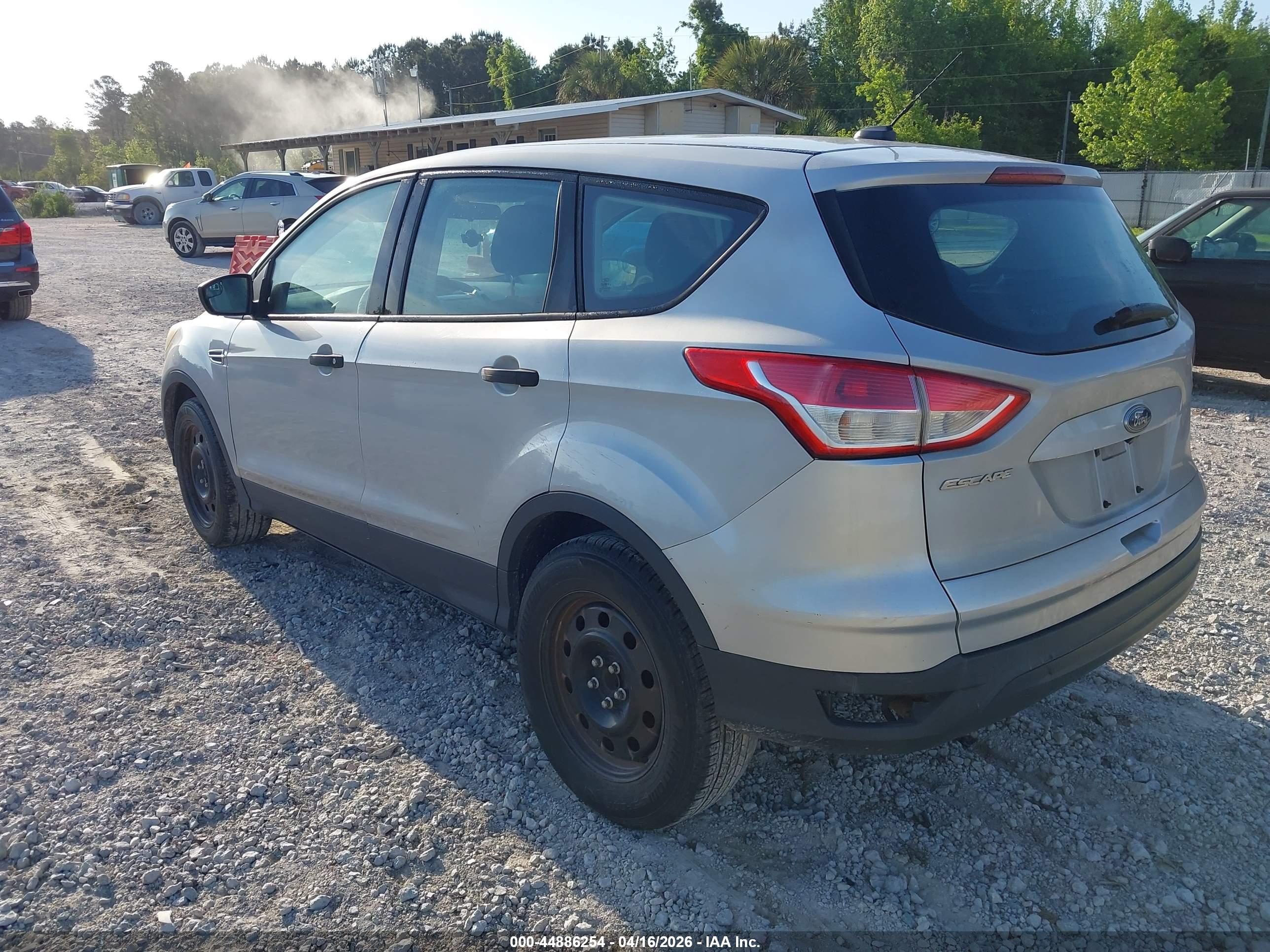 FORD ESCAPE image 3