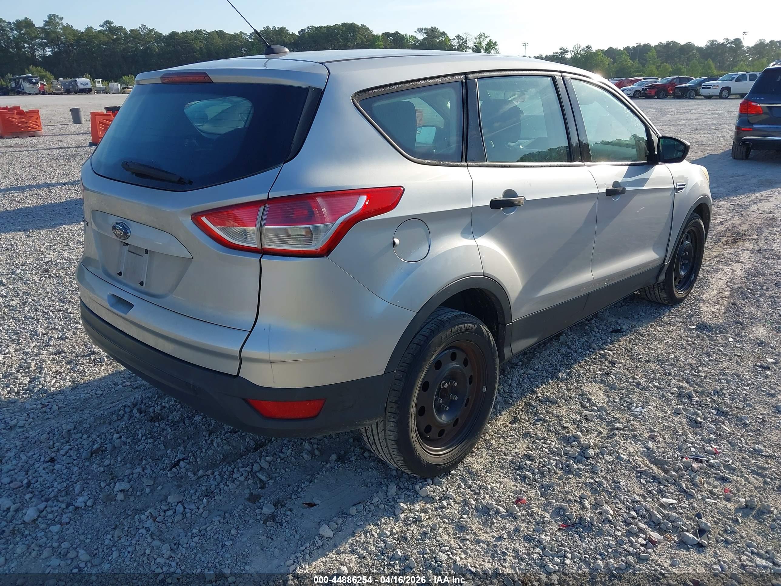 FORD ESCAPE image 4