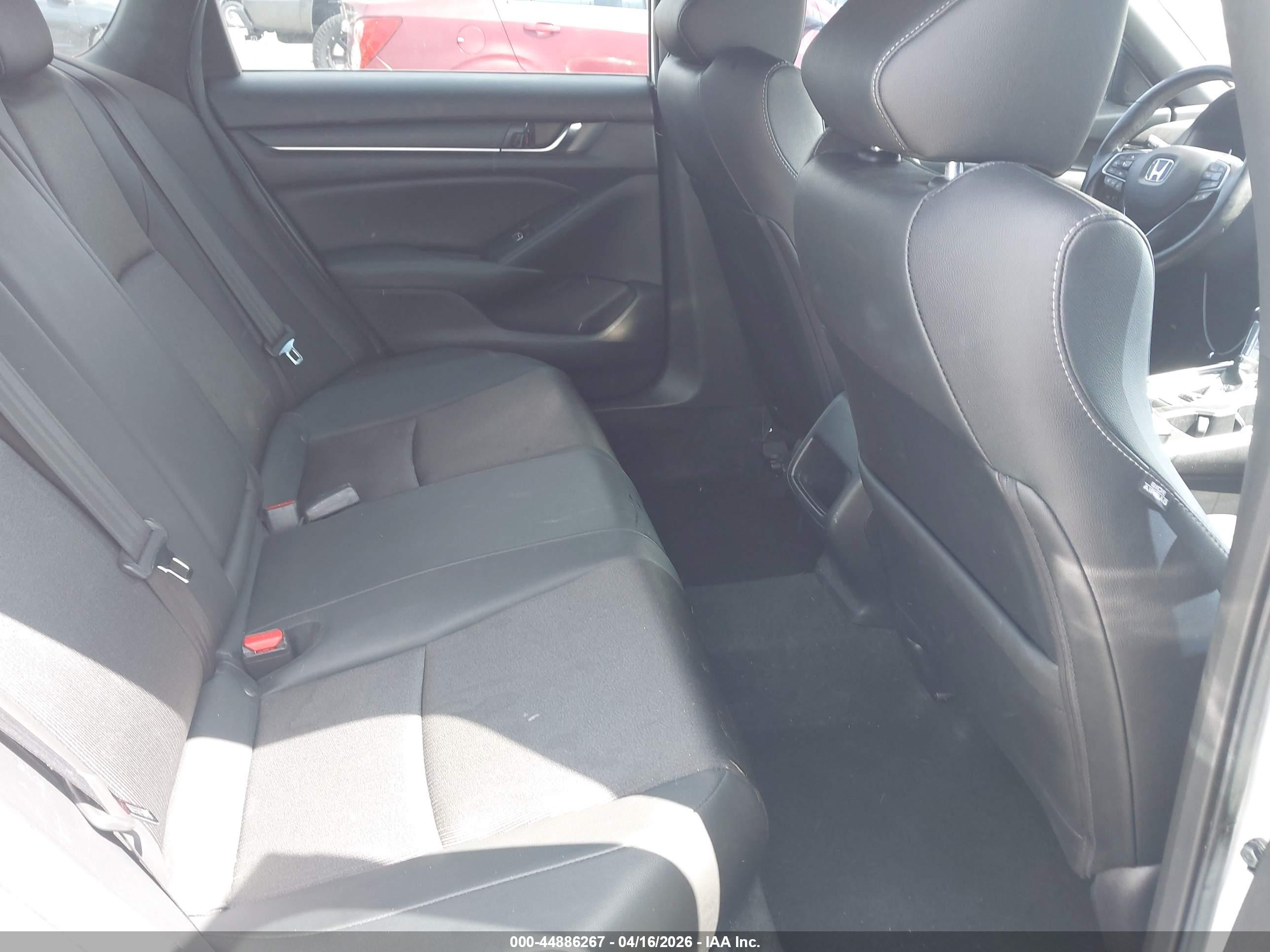 HONDA ACCORD image 8