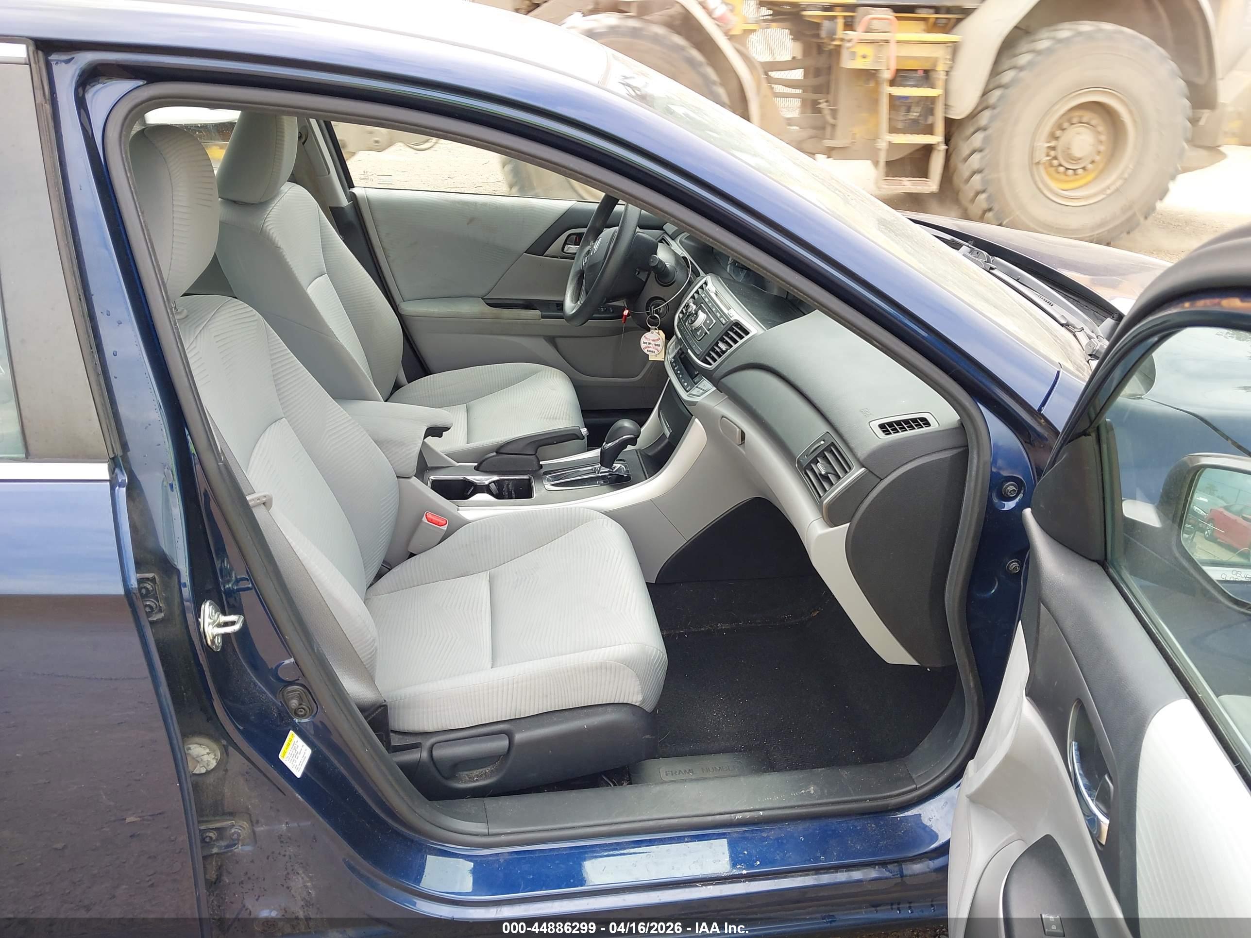 HONDA ACCORD image 5
