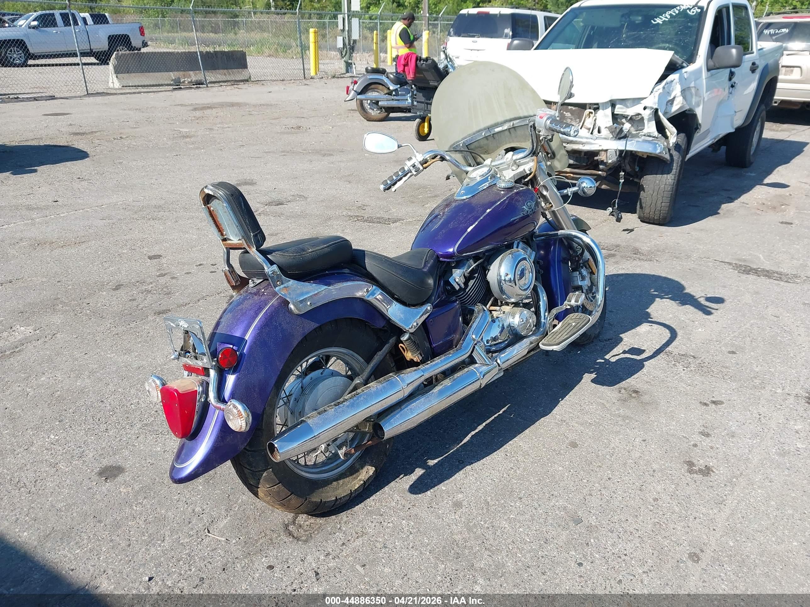 YAMAHA XVS65 image 4
