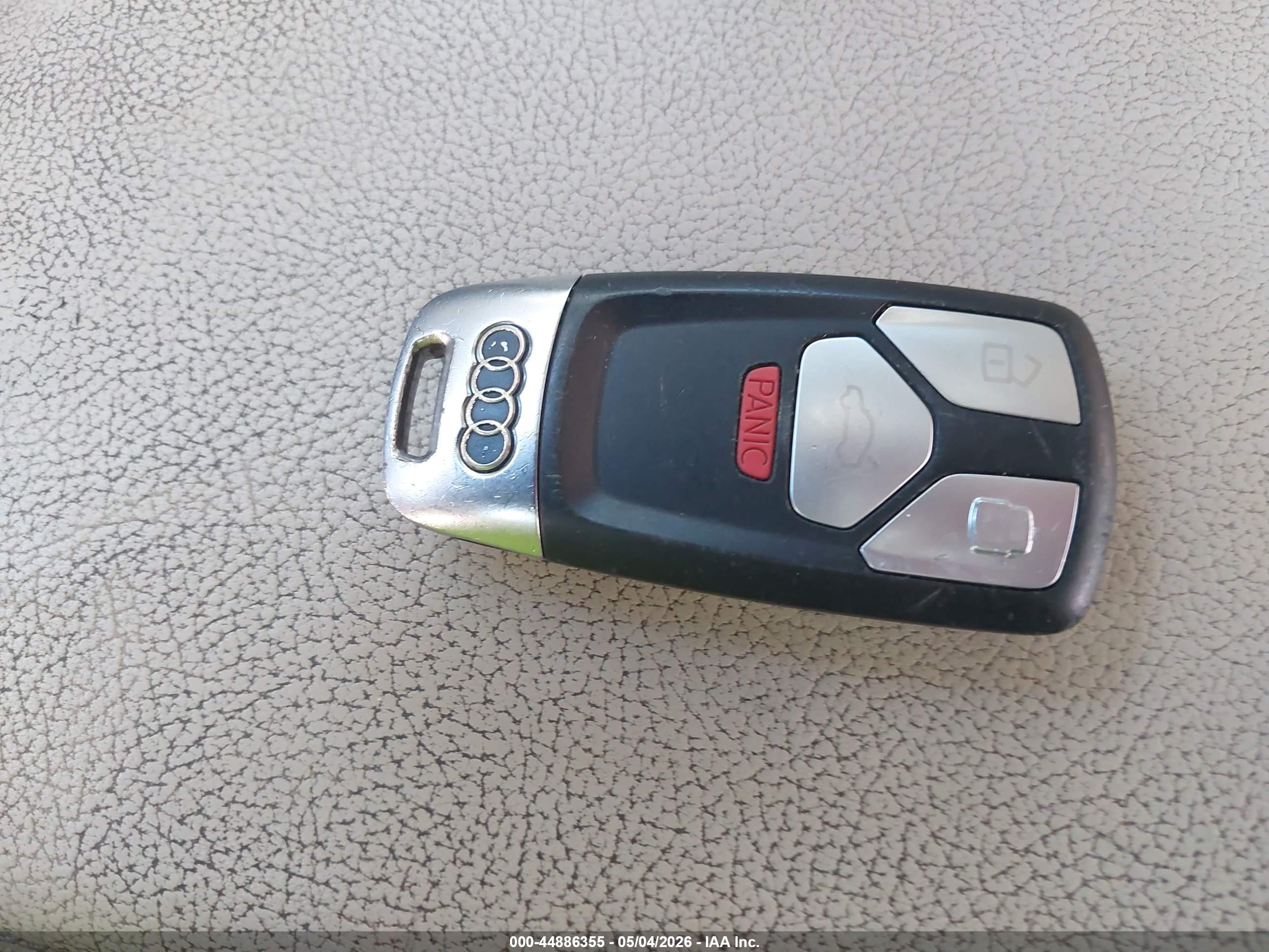 AUDI A4 image 11