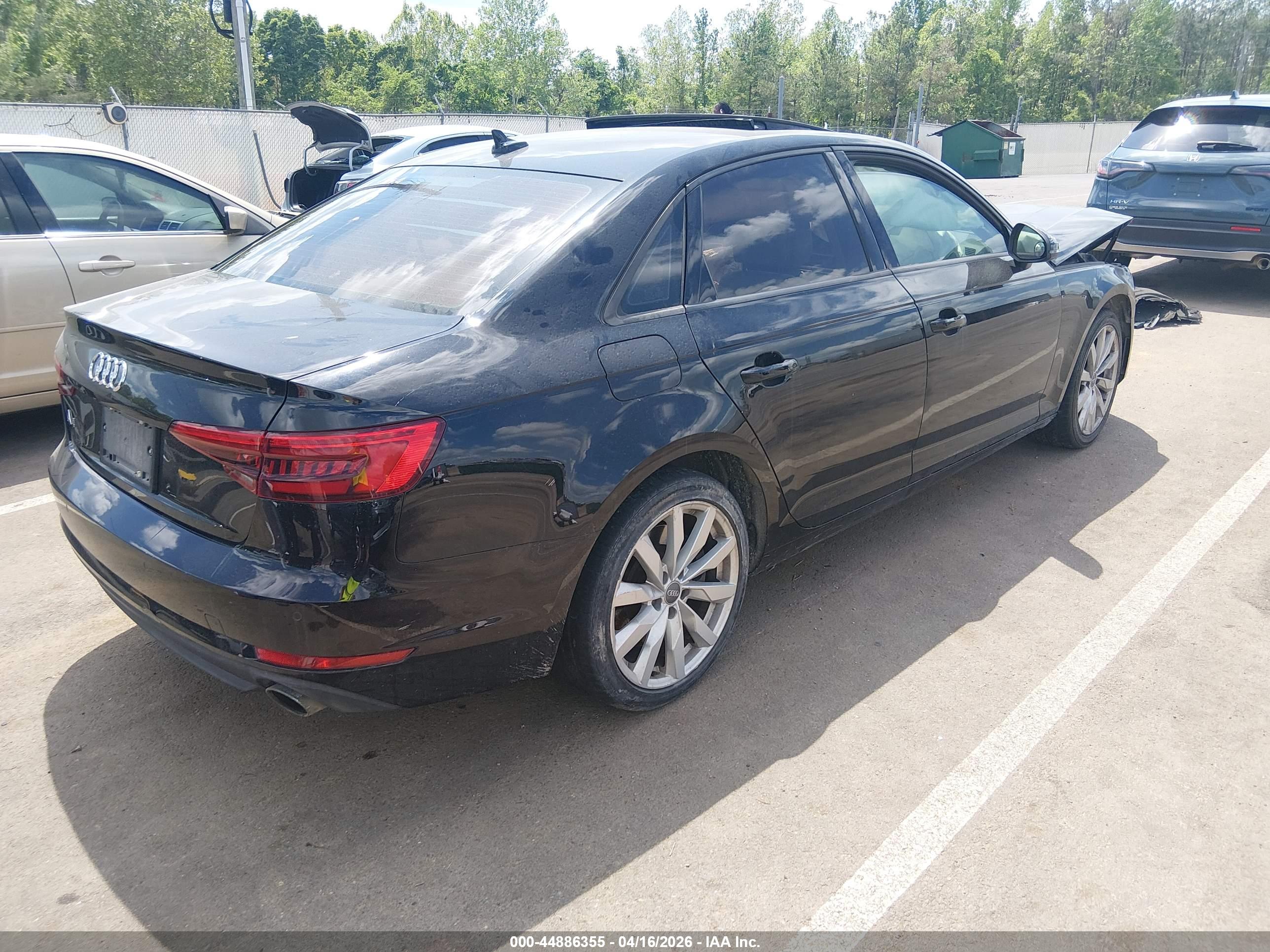 AUDI A4 image 4
