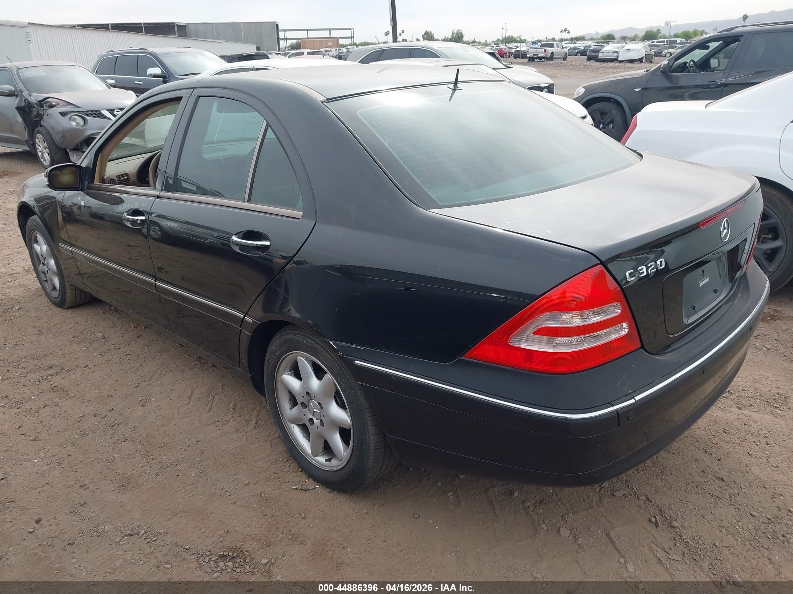 MERCEDES-BENZ C image 3