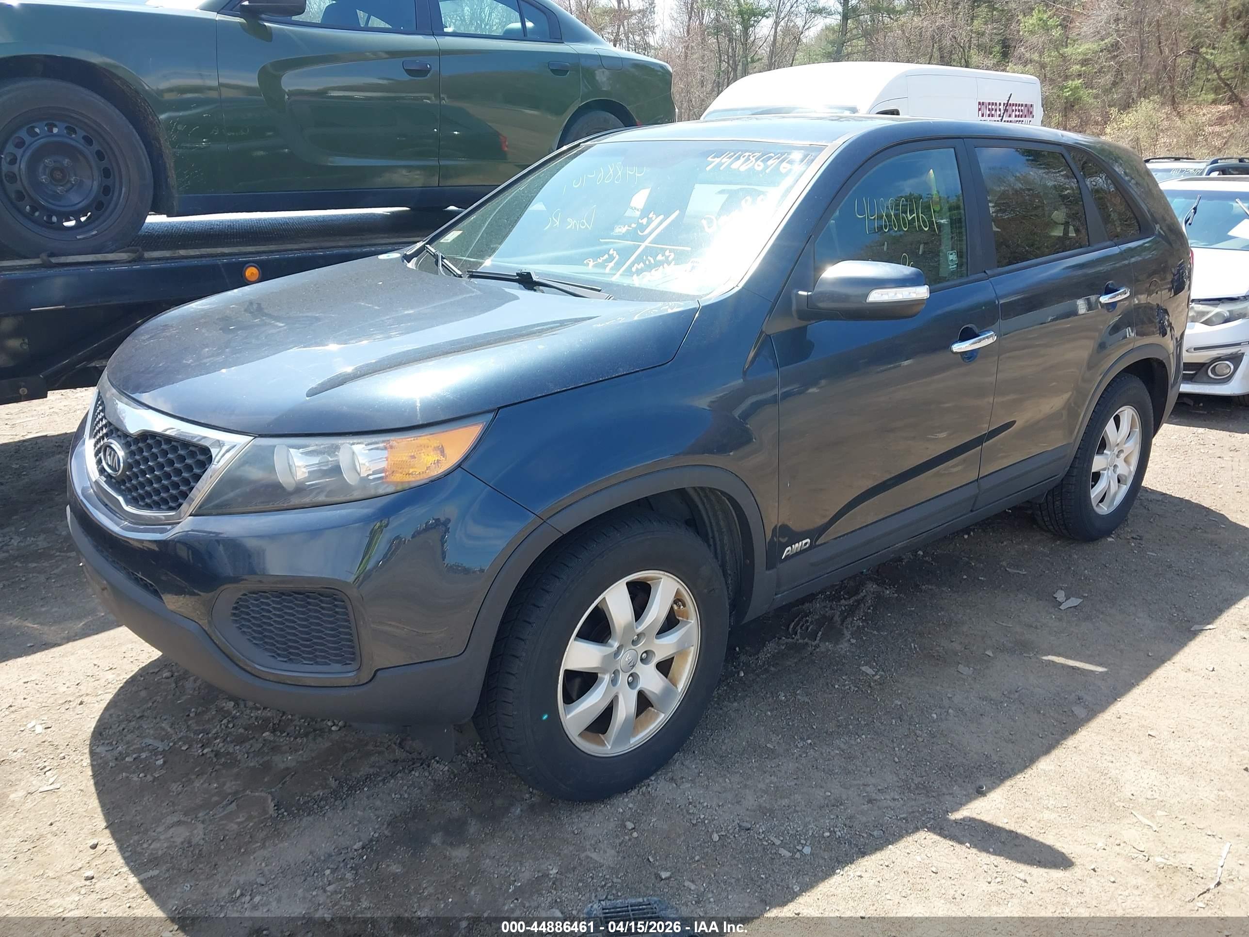 KIA SORENTO image 2