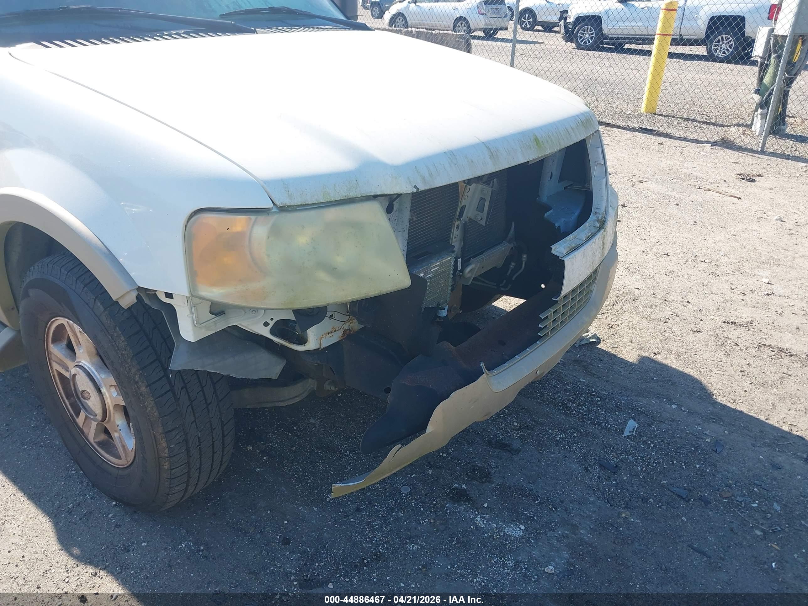 FORD EXPEDITION image 6