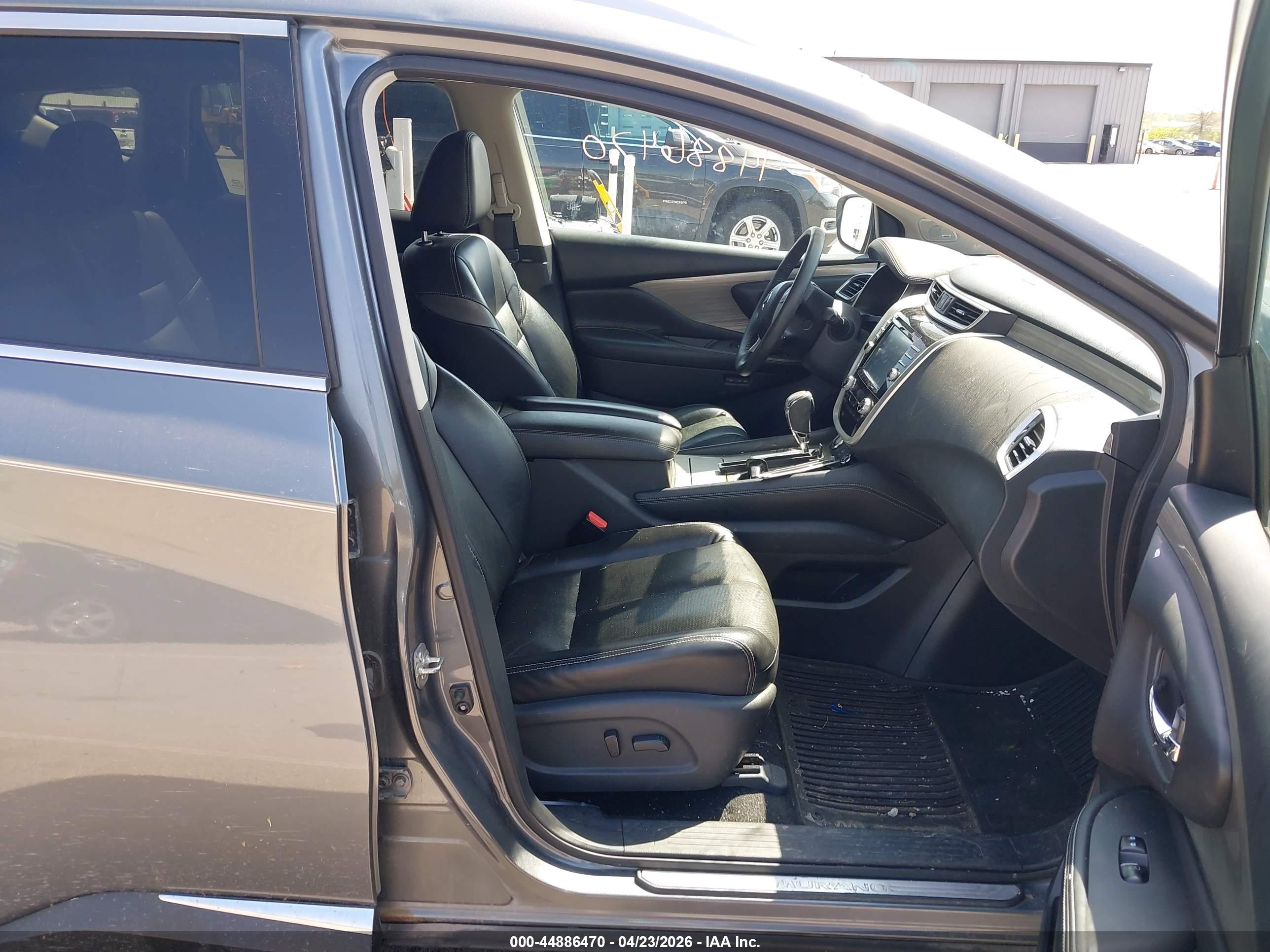 NISSAN MURANO image 5