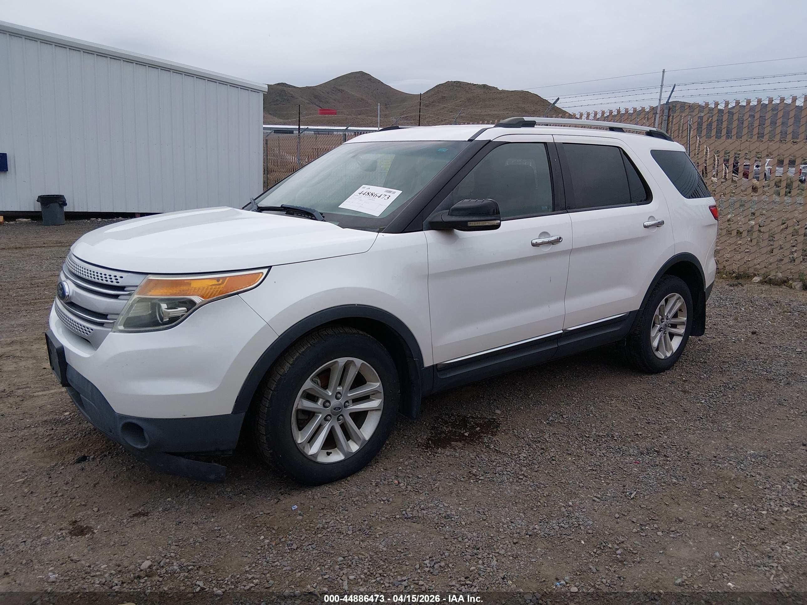 FORD EXPLORER image 2
