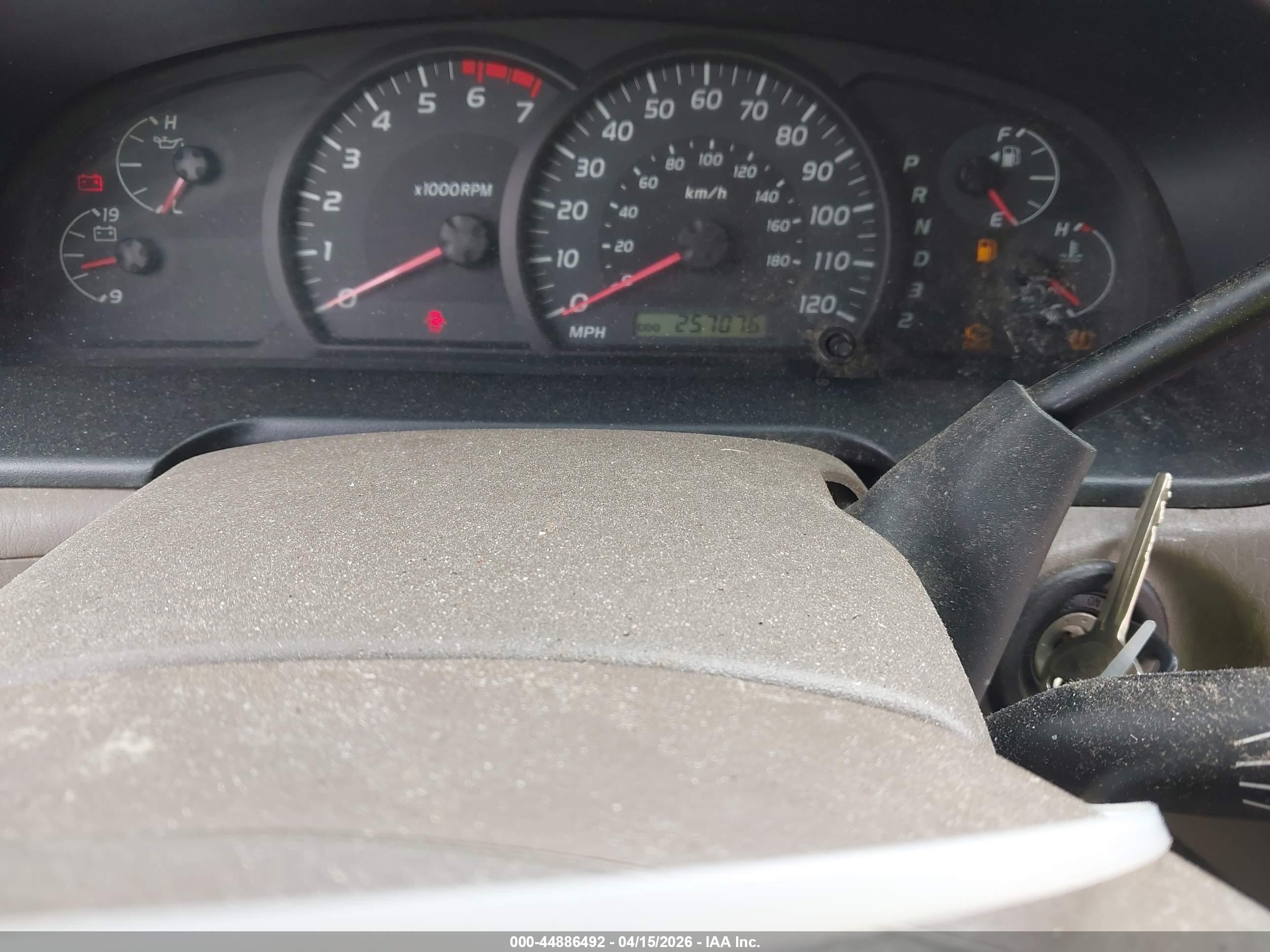 TOYOTA TUNDRA image 7