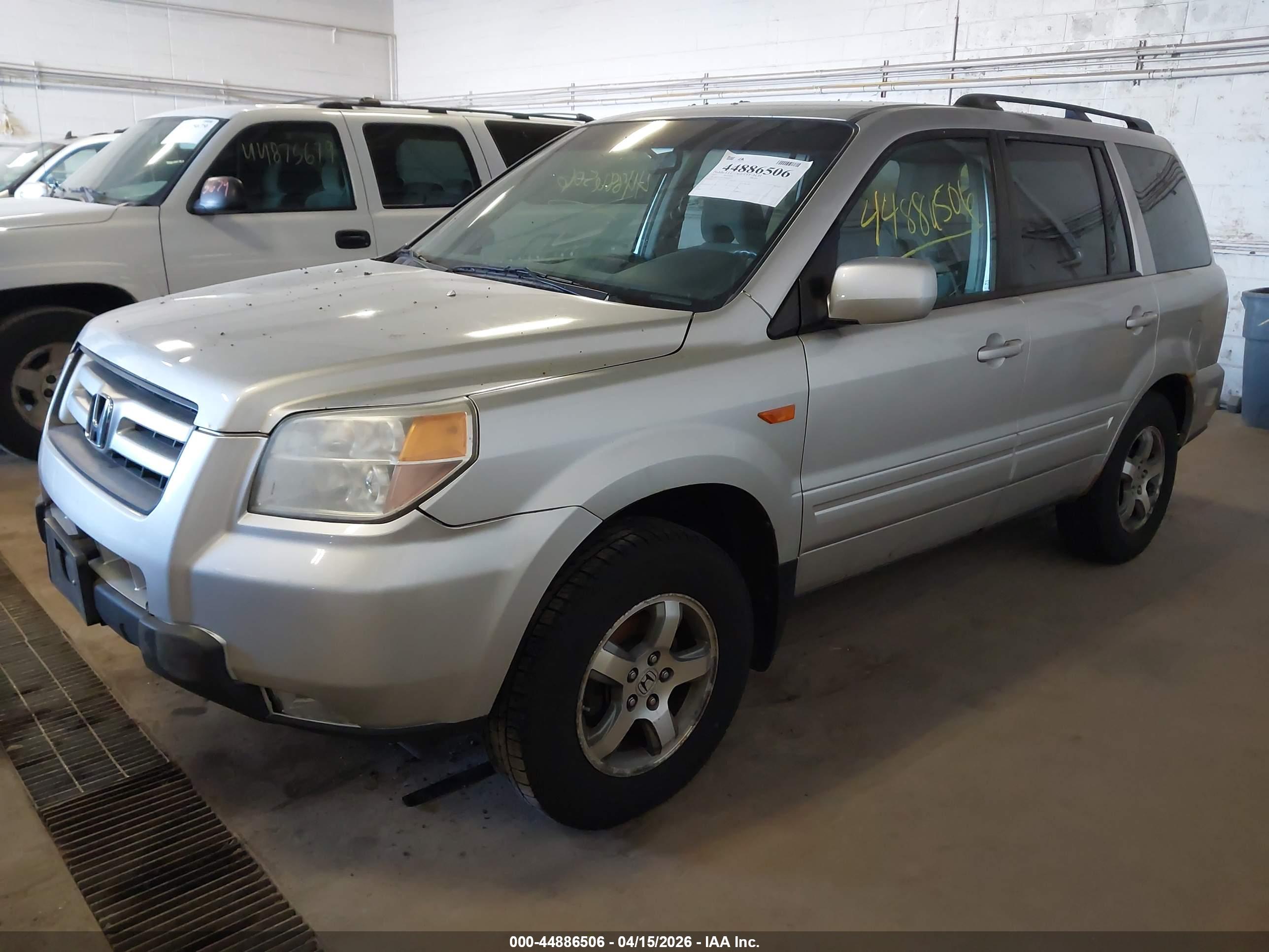 HONDA PILOT image 2