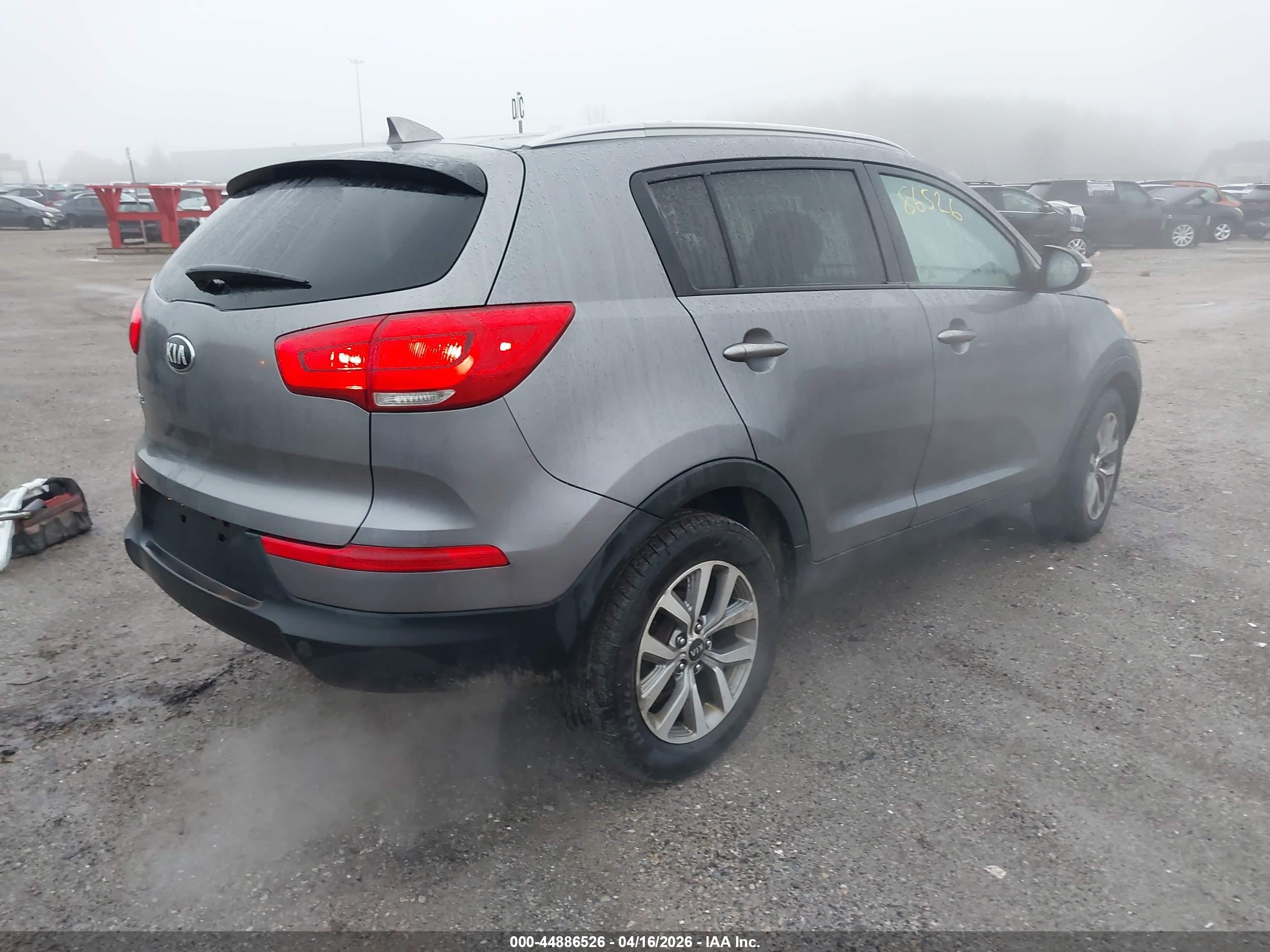KIA SPORTAGE image 4