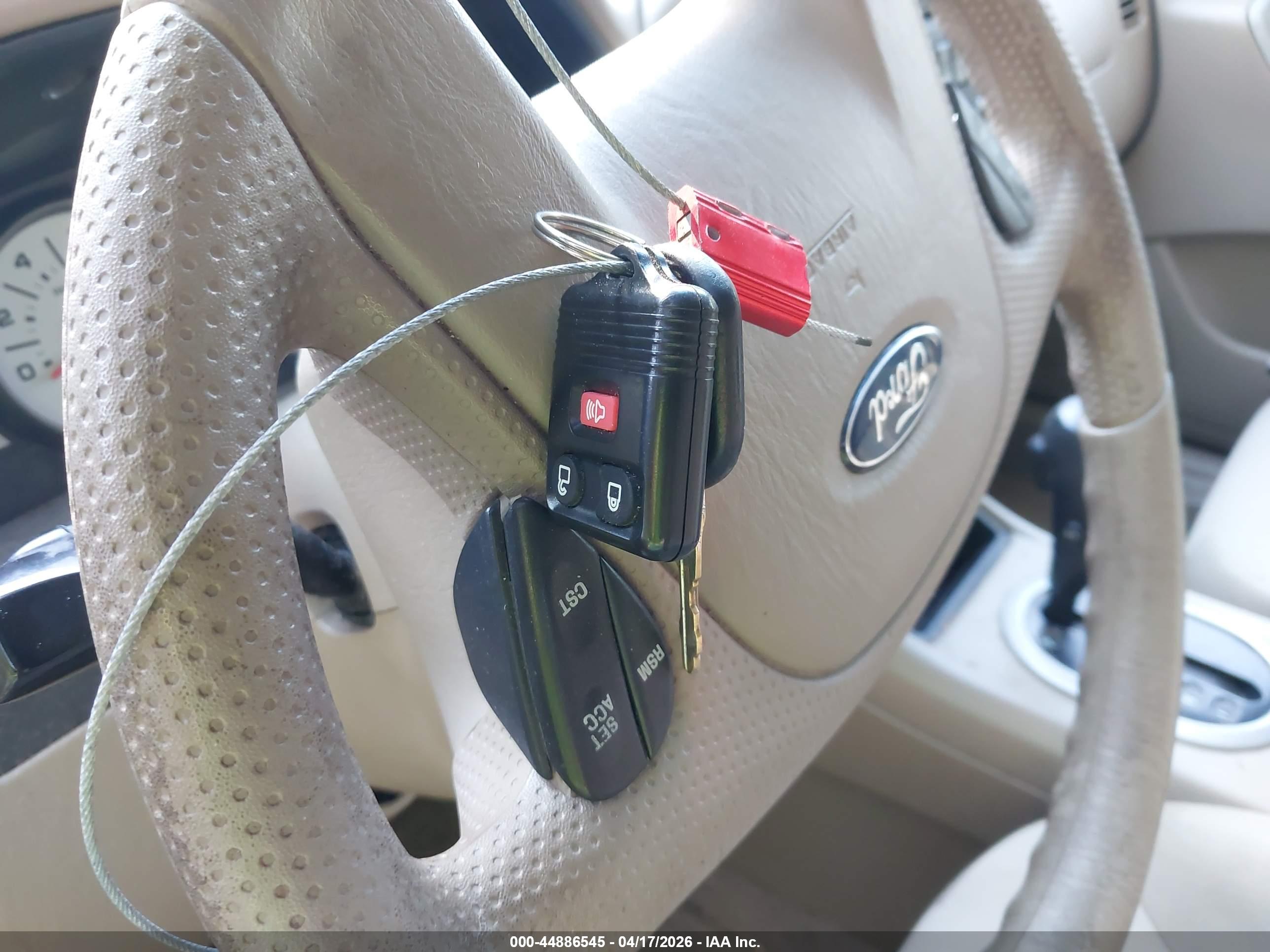 FORD ESCAPE image 11