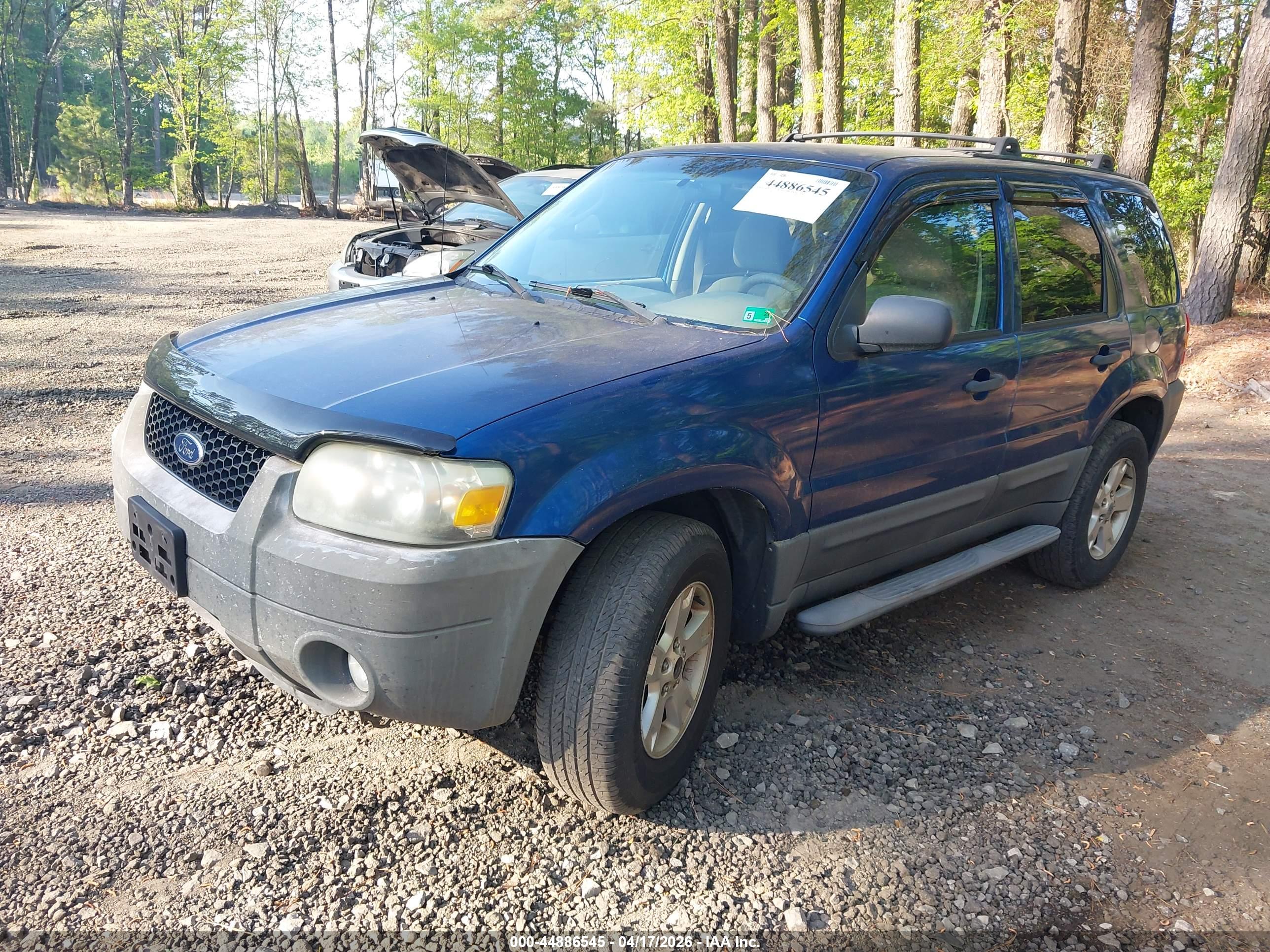 FORD ESCAPE image 2