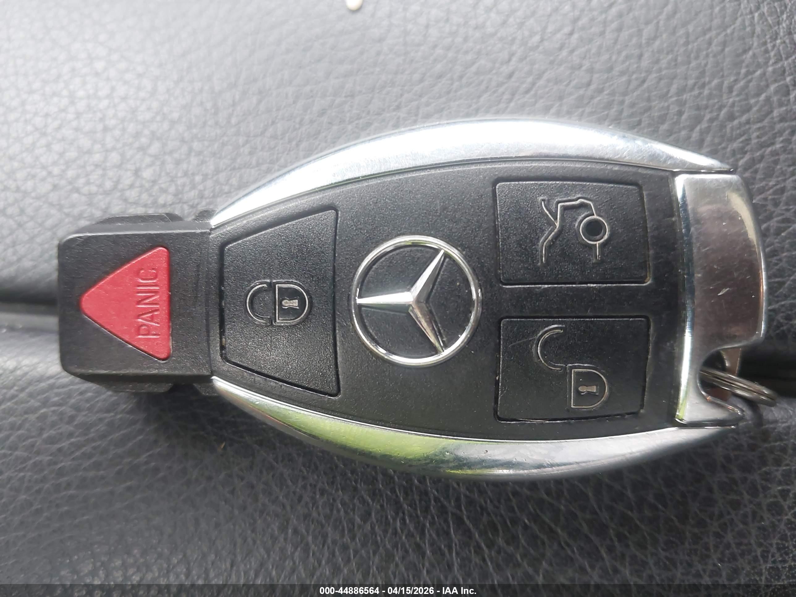 MERCEDES-BENZ GLK image 11