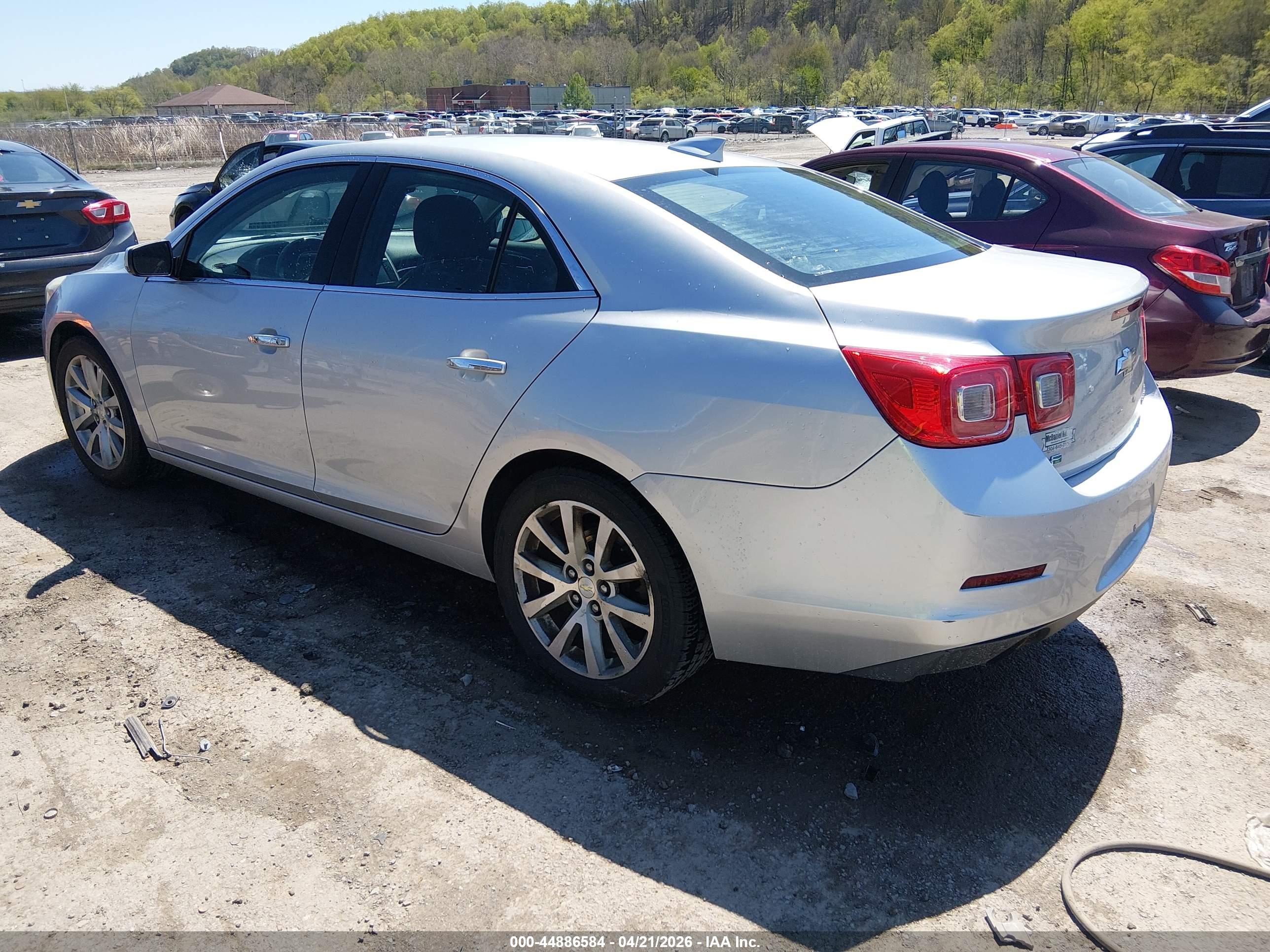 CHEVROLET MALIBU image 3
